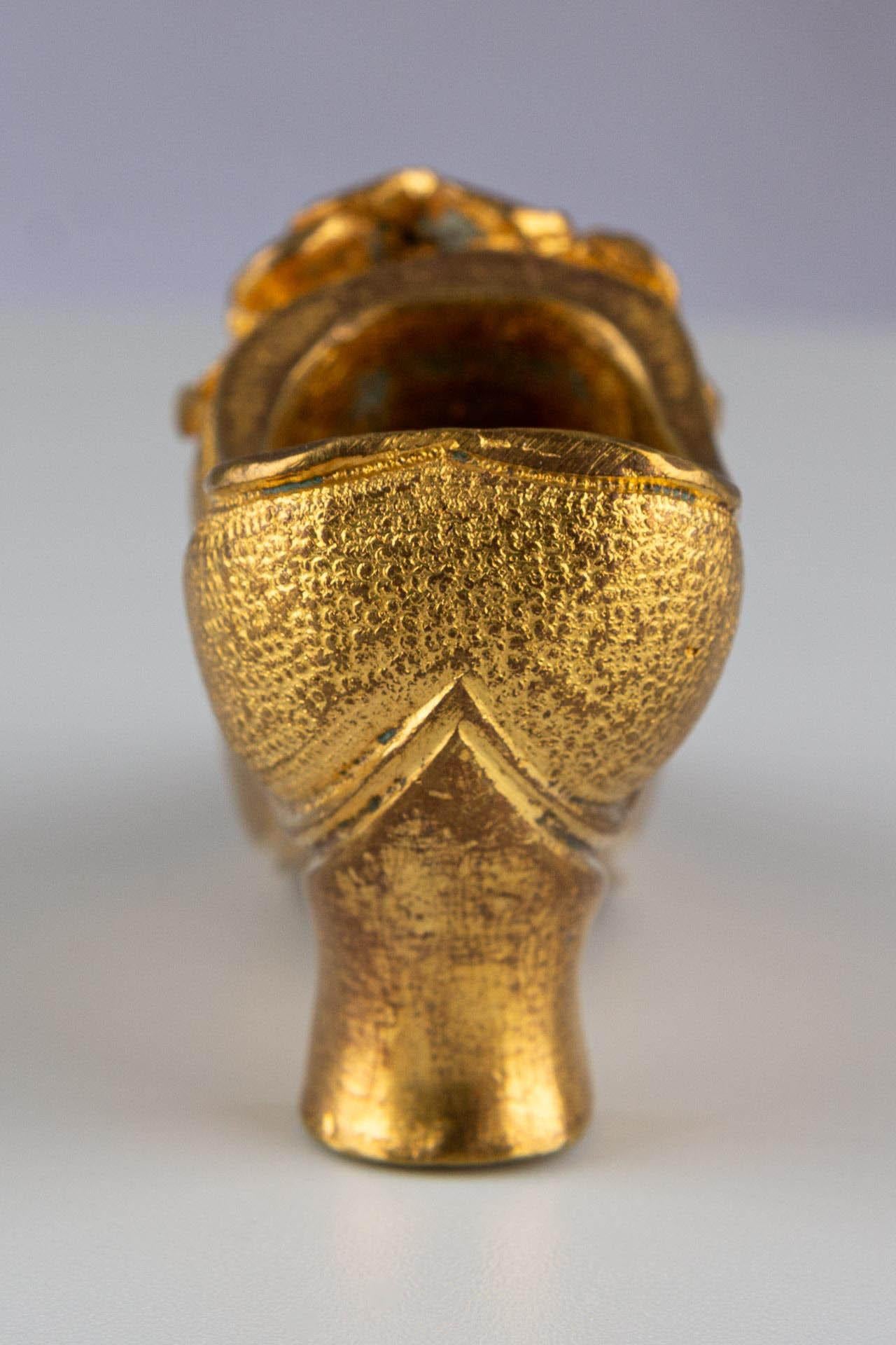 Miniature Gilt Bronze high-heeled shoe, circa 1890 For Sale 9