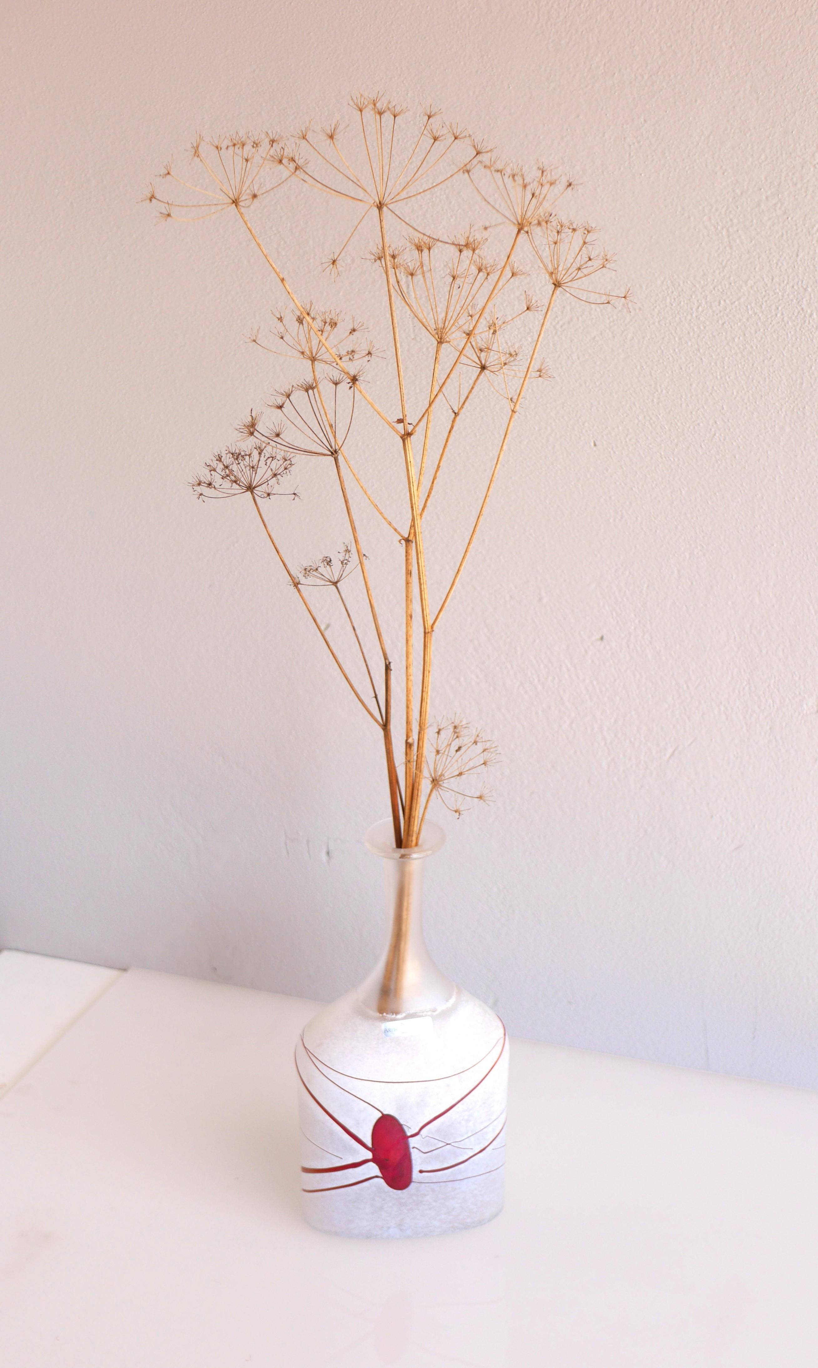 Vase d'art miniature en verre de la 