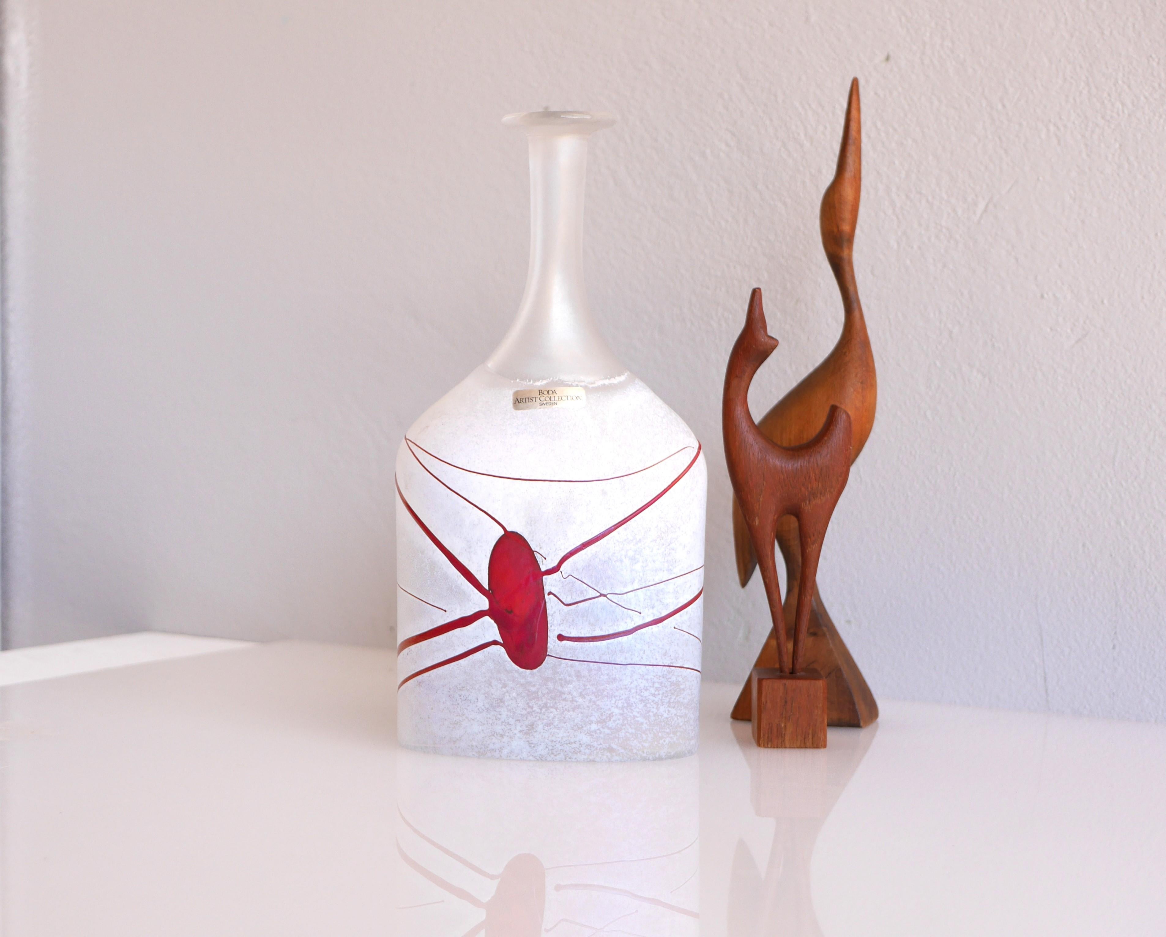 Suédois Vase d'art miniature en verre de la 