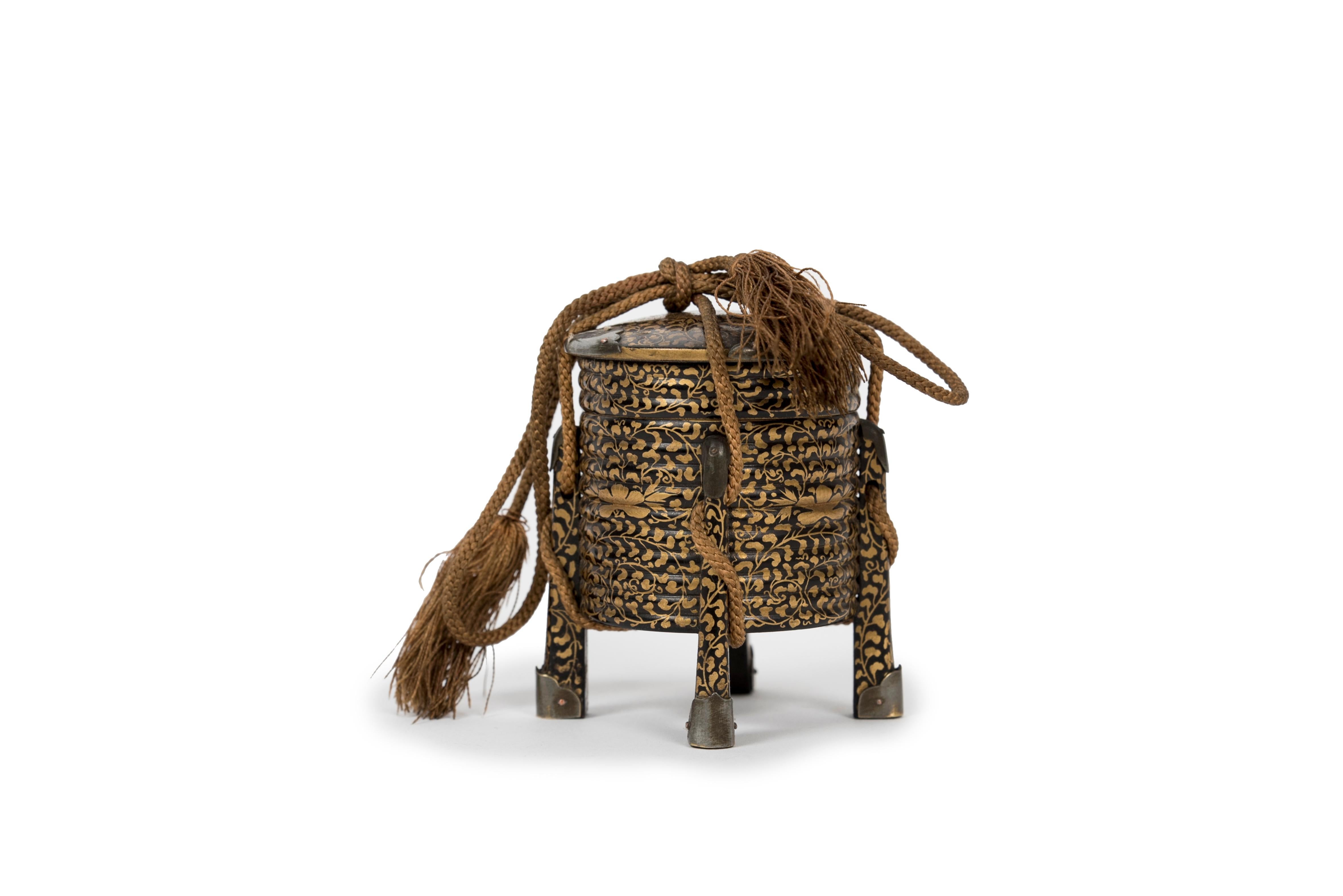 Meiji Miniature hokkai bako or kaioke, doll furniture replica of a traditional box For Sale