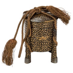 Miniature hokkai bako ou kaioke, meuble de poupée réplique d'une boîte traditionnelle