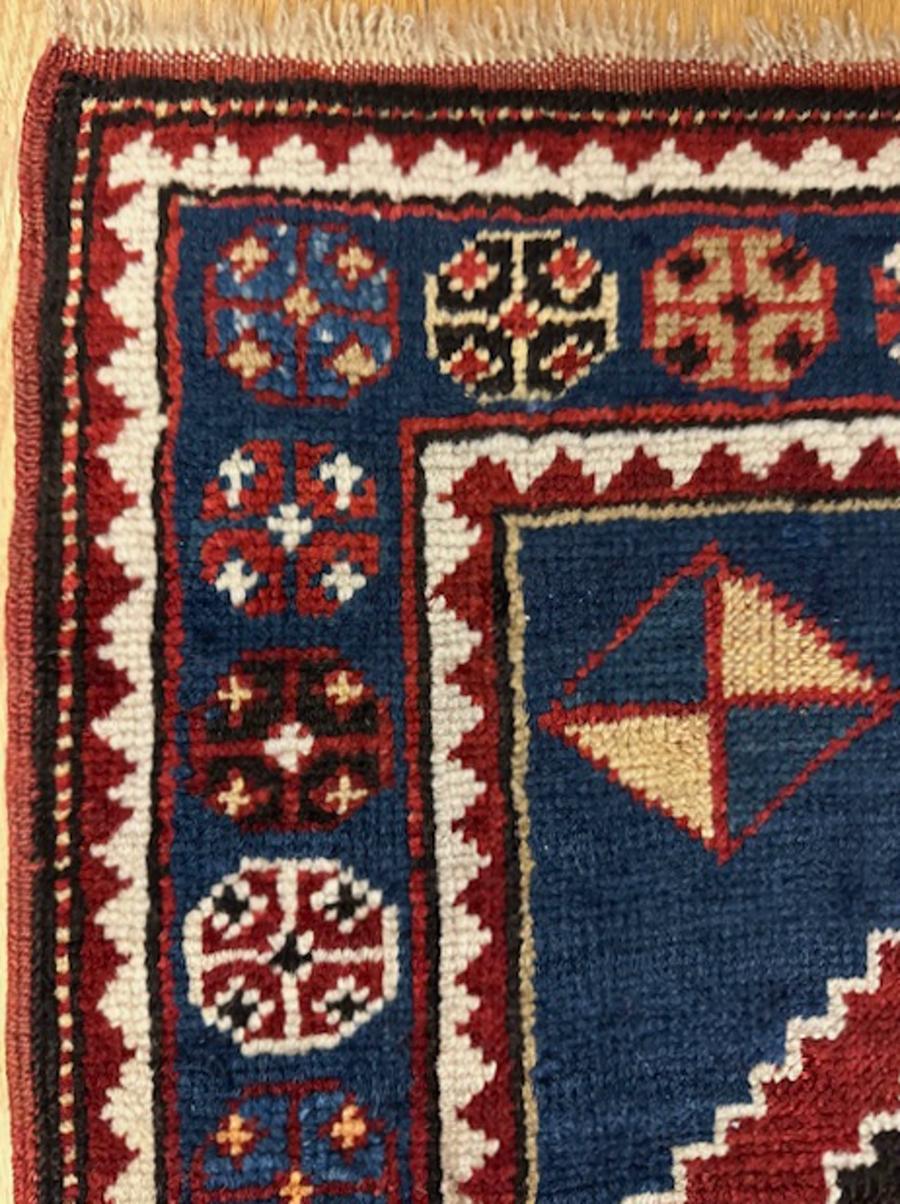 Miniature Kazak Gebetsteppich (Kaukasisch) im Angebot