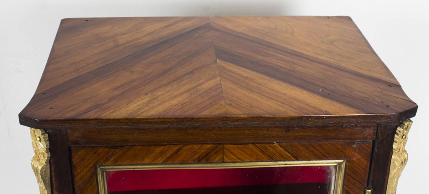 Miniature Kingwood Bijouterie Table Top Cabinet with Ormolu Mounts 19th Century In Excellent Condition In London, GB