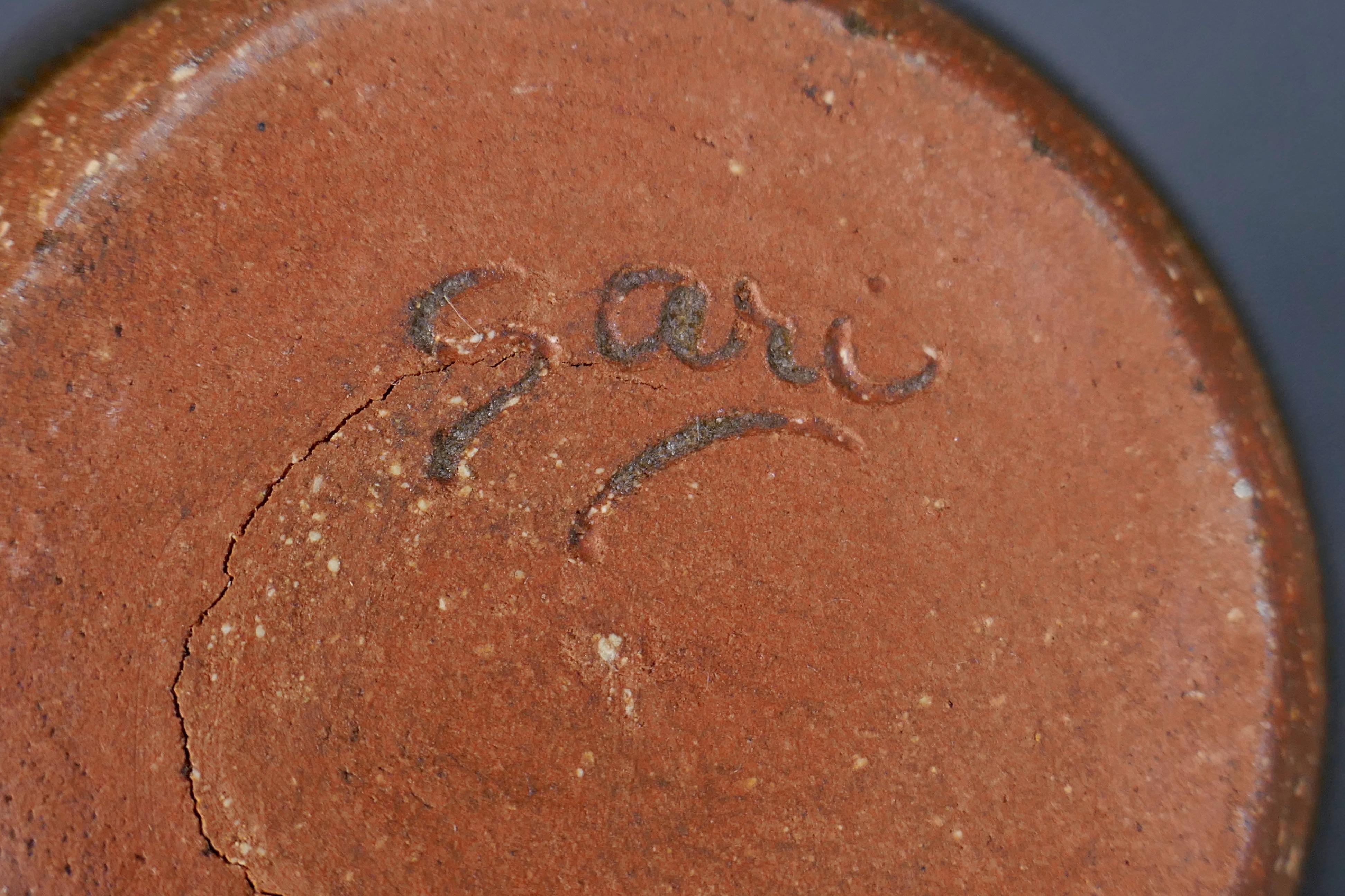 Miniatura di metà secolo in ceramica a smalto alto a collo di bottiglia Vaso Studio A di Sari in vendita 1