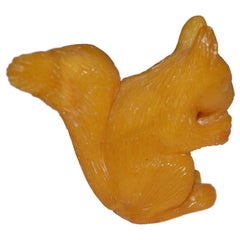 Vintage Miniature Natural Amber Squirrel