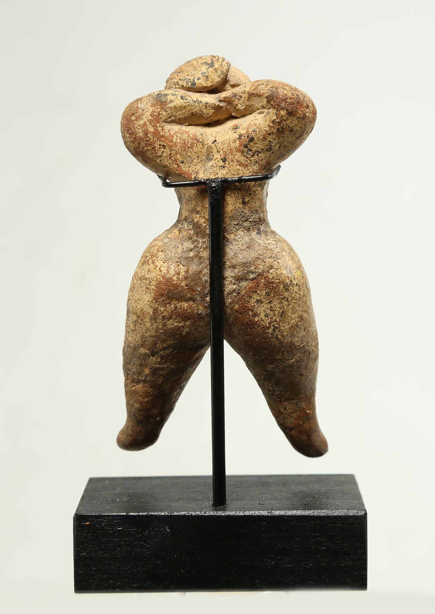 Tribal Miniature Olmec Female Figure with Hands on Head, Pre-Columbian Mexico