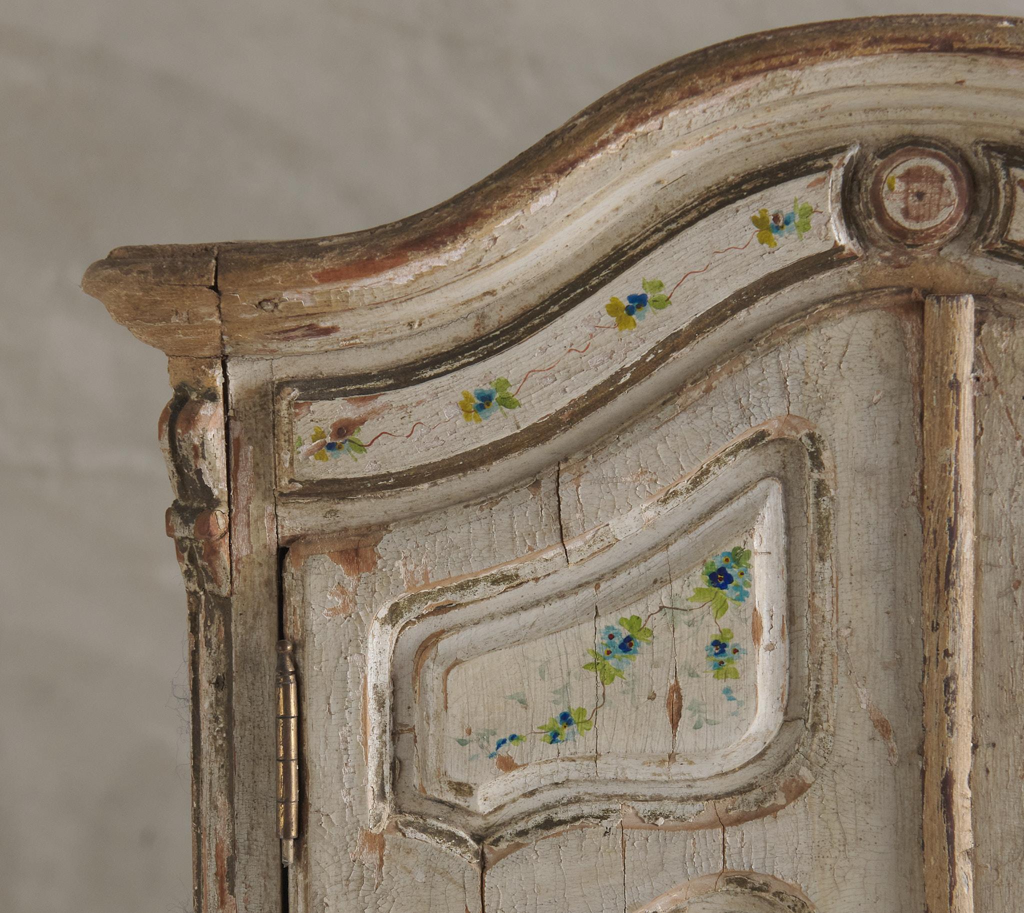 Armoire francese dipinto in miniatura, XIX sec. In condizioni buone in vendita a Los Angeles, CA