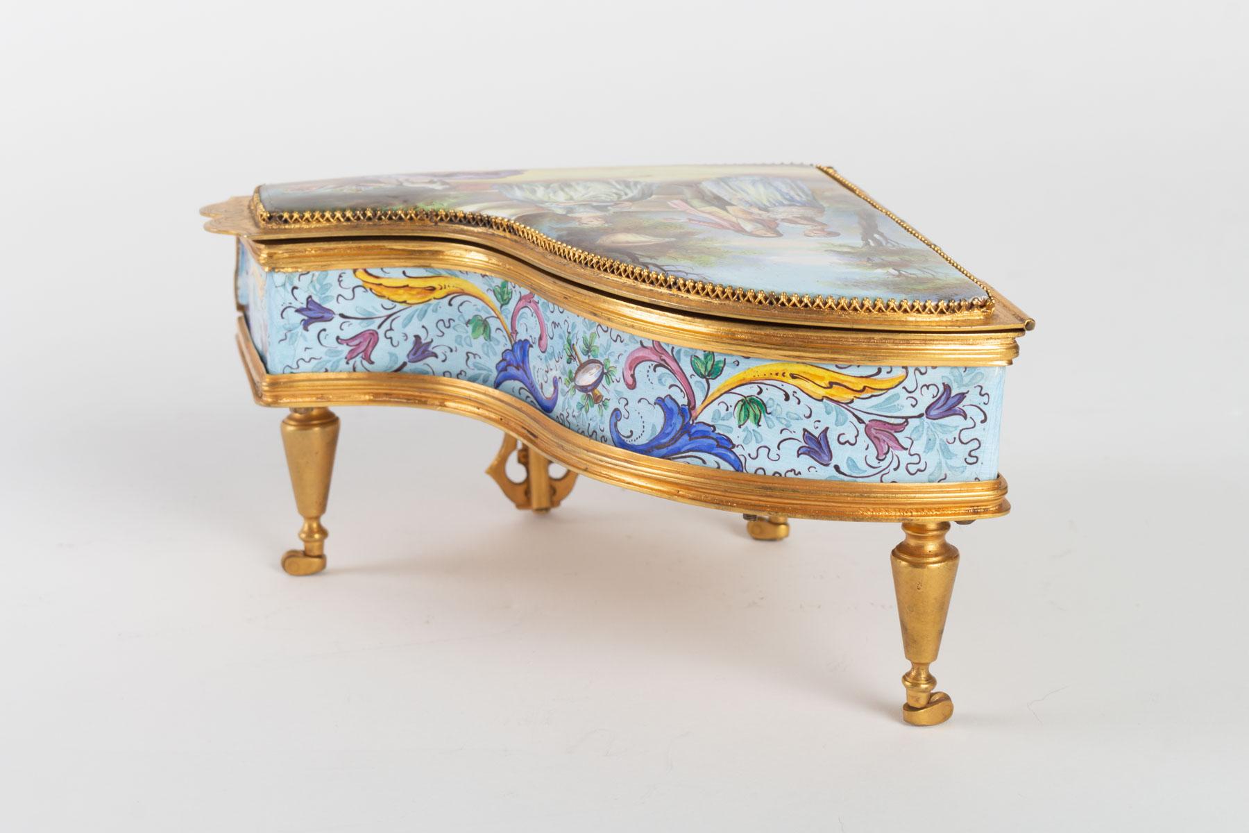 Miniature Piano, Music Box with Decoration of Gallant Scenes In Good Condition In Saint-Ouen, FR
