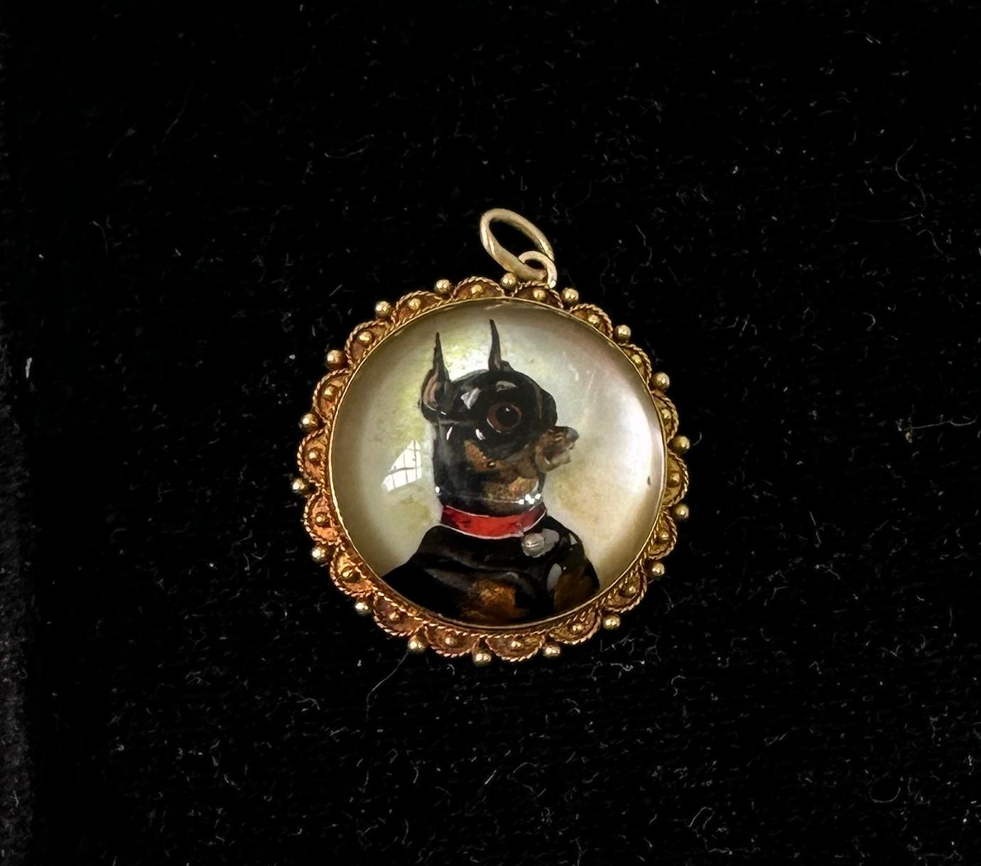 Ciondolo cane Pinscher Chihuahua Terrier in miniatura Cristallo Essex Oro 18 carati in vendita 3