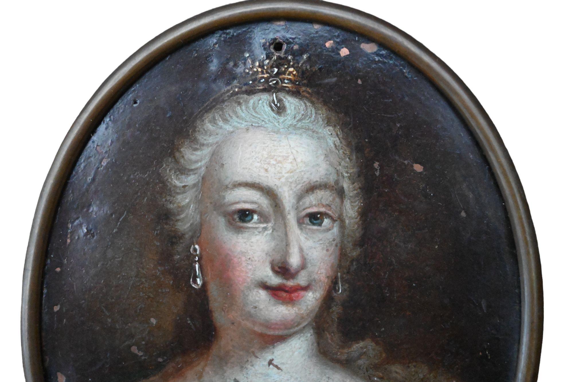 Miniature / Painting of Maria Theresa painted on copper - Empress of Austria - 18th Century.
Unsigned
13.7 x 11.2 cm.
Unrestored and in it's original frame