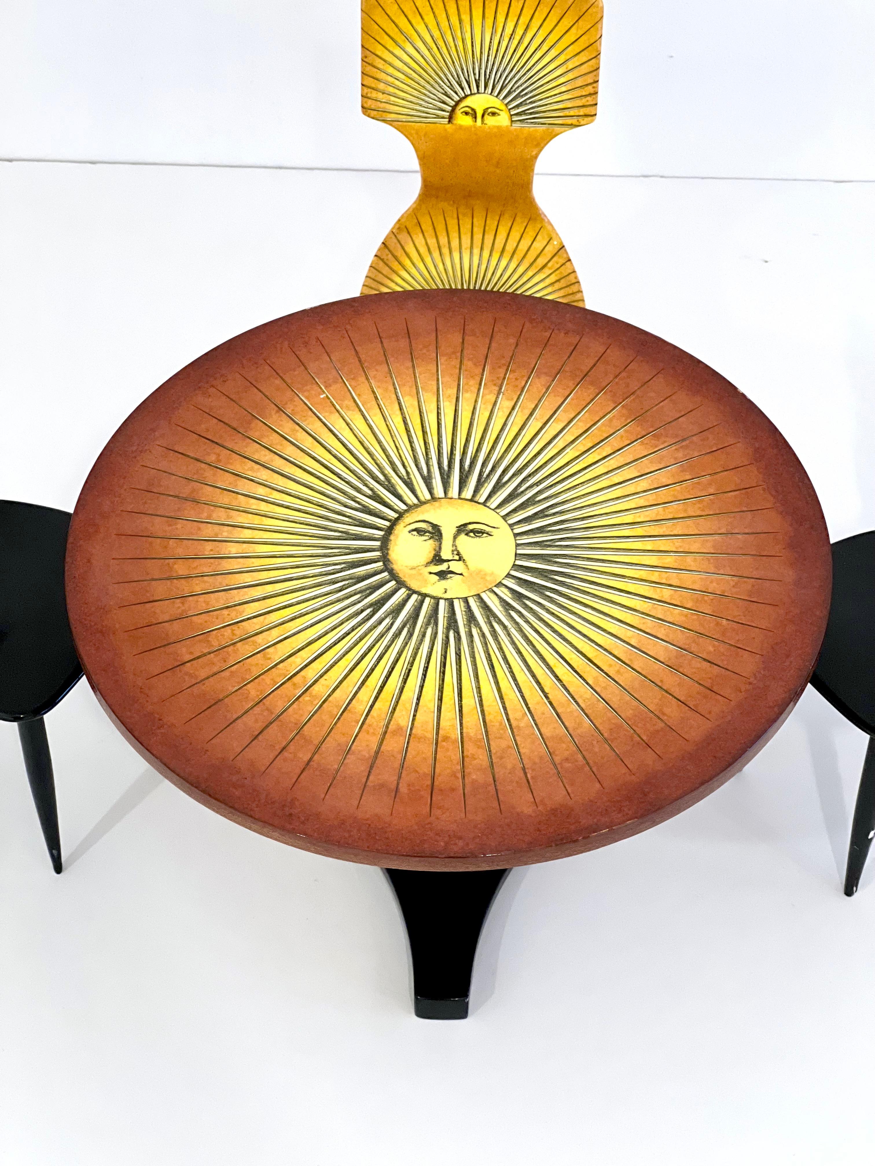 Miniatur-Tisch- und Stühle-Set „Sole“ von Piero Fornasetti (20. Jahrhundert) im Angebot