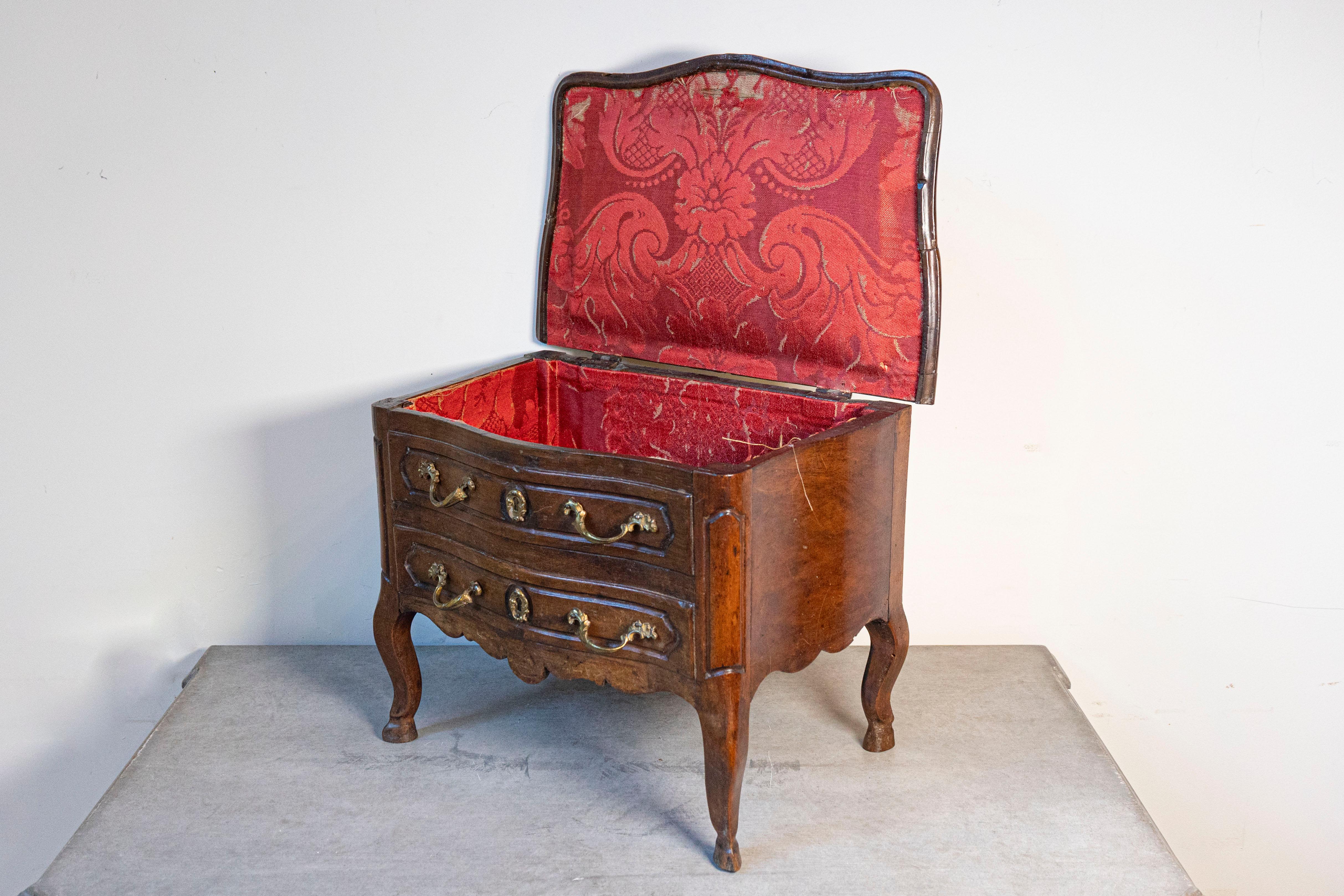 French Miniature Provençale Louis XV Period 1725 Apprentice Commode with Lift Top For Sale