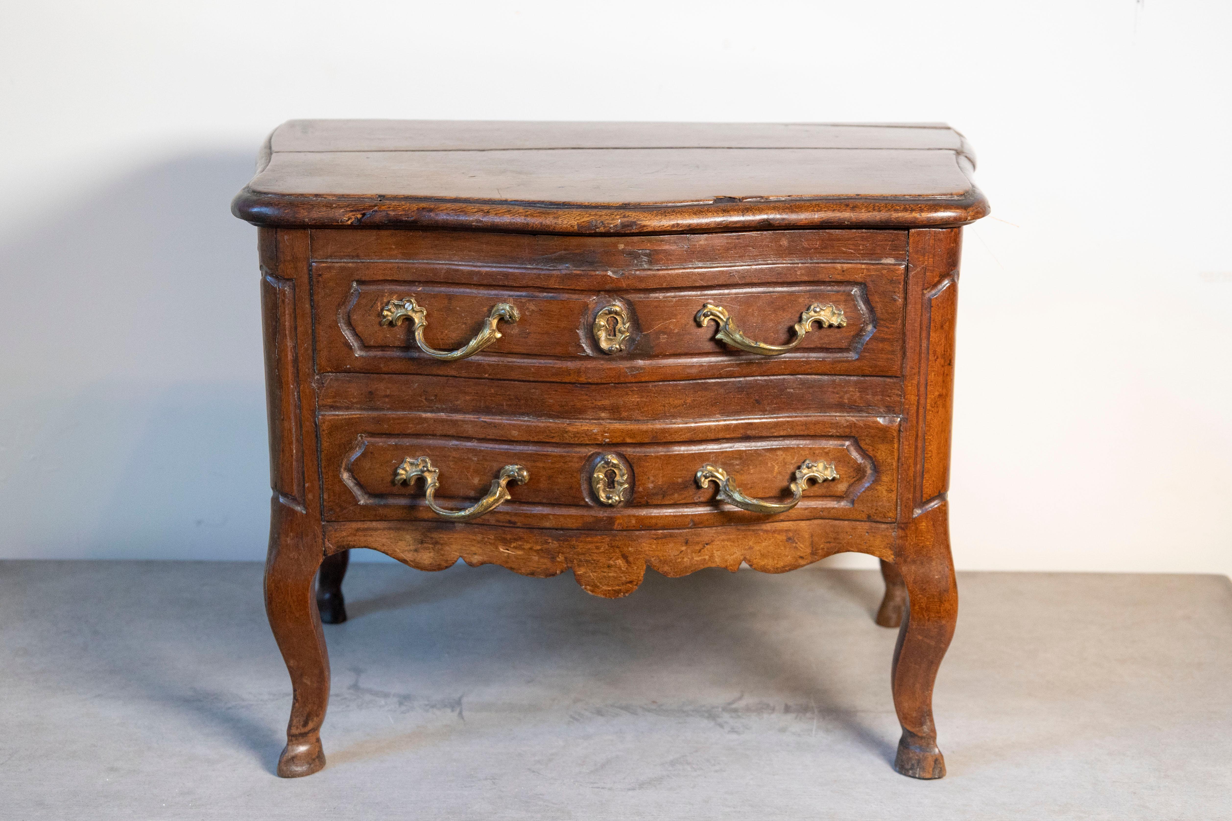 18th Century Miniature Provençale Louis XV Period 1725 Apprentice Commode with Lift Top For Sale