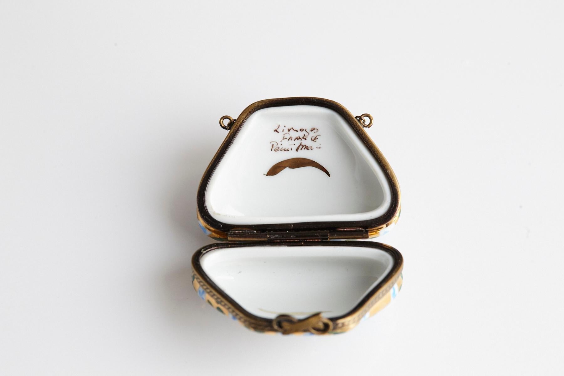 Miniatur-Handtasche aus Limoges-Porzellan mit handbemalten Rosen auf Gold, 1980er Jahre 7