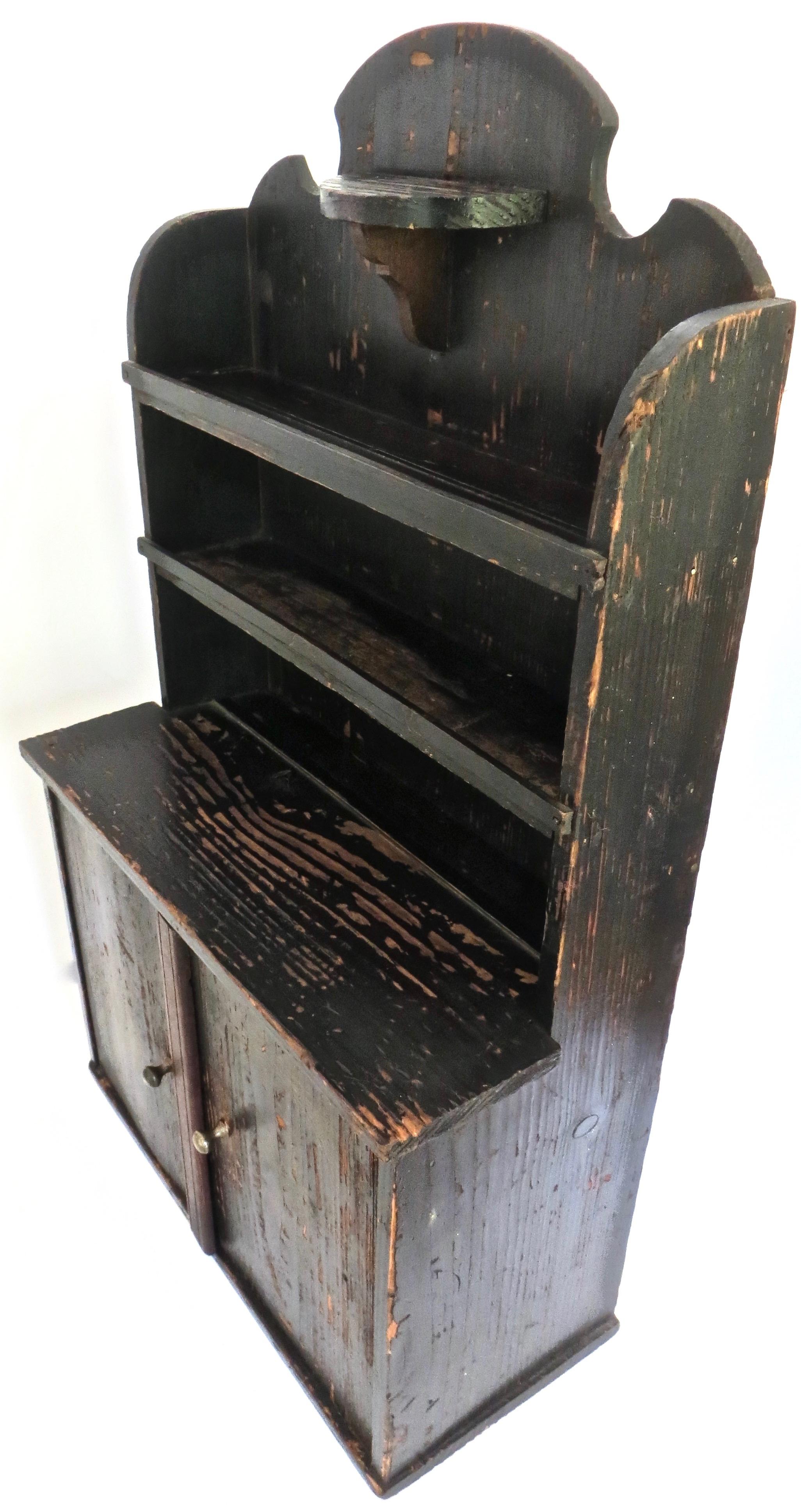 Miniature Salesman's Sample Cottage Kitchen Cupboard American, Circa 1850 In Good Condition In Incline Village, NV