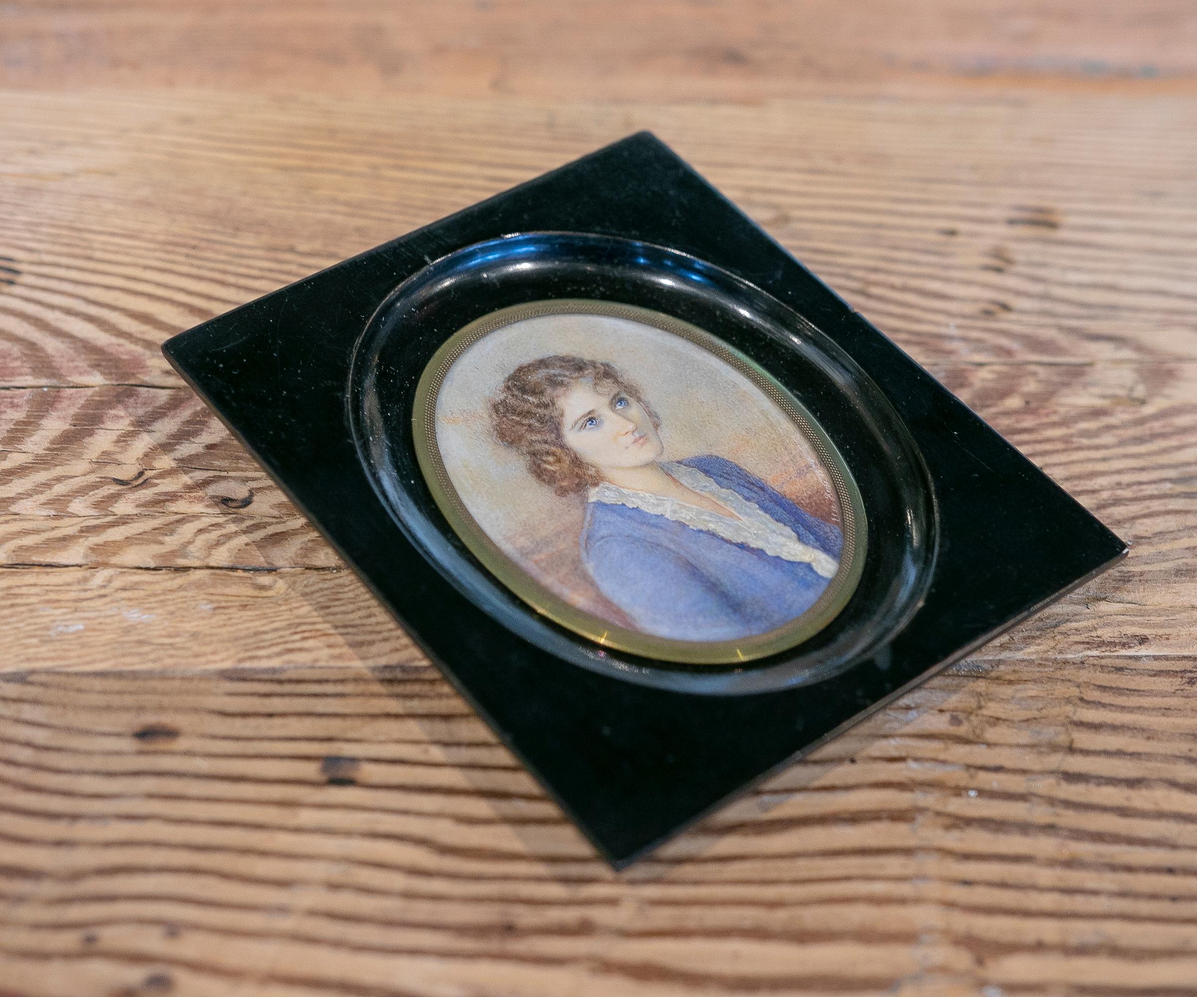 Miniatur signiert und gerahmt Aquarell Porträt einer Frau im Zustand „Gut“ im Angebot in Marbella, ES