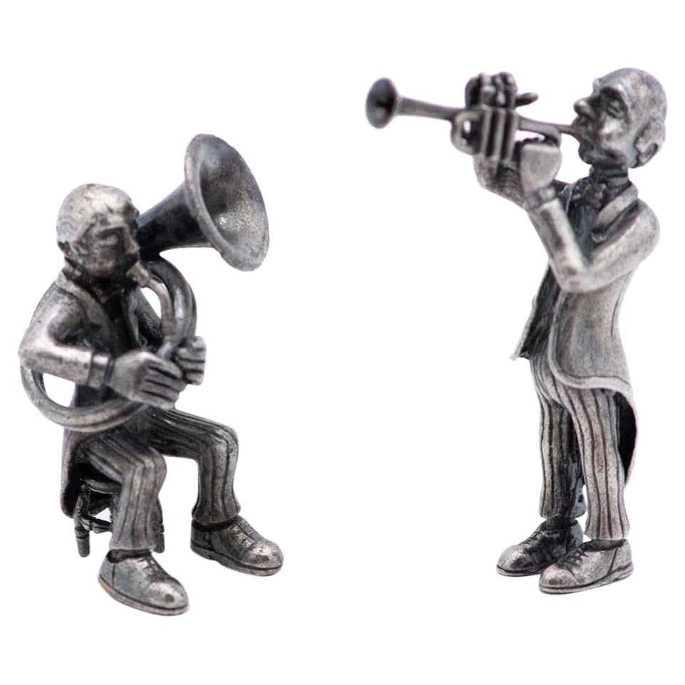 Miniature silver musicians with trumpet and cornet