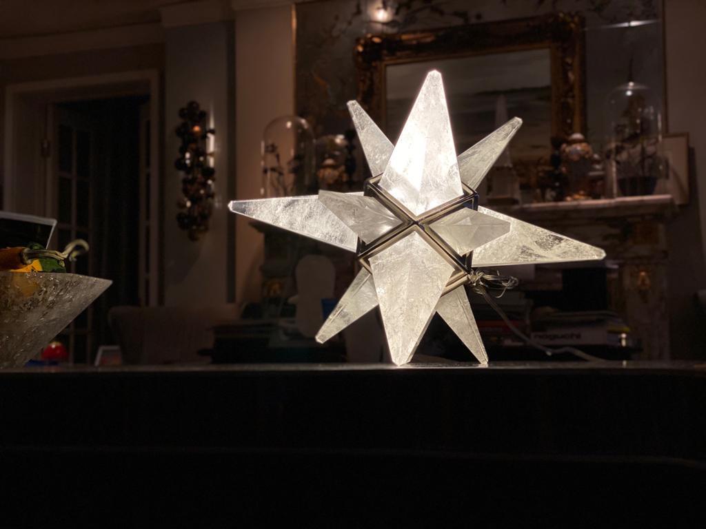 Lámpara de sobremesa de cristal Star Star en miniatura de Phoenix en Excelente estado para la venta en New York, NY