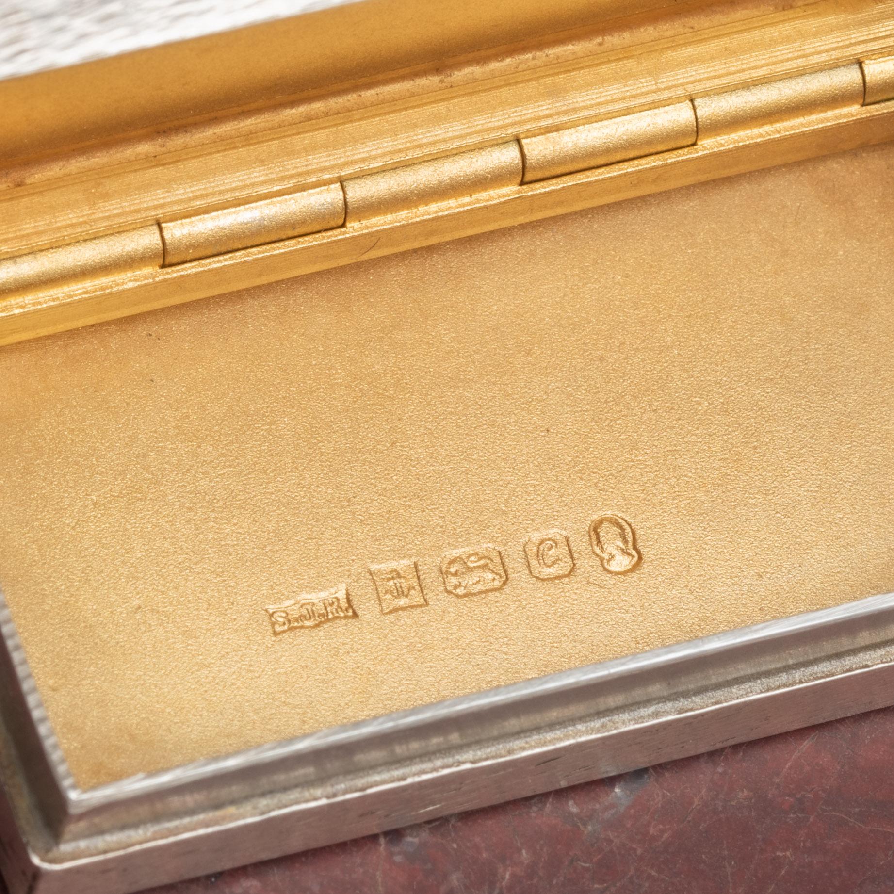 Miniature Sterling Silver Box with Textured Finish, Hallmarked Birmingham, 1977 For Sale 6