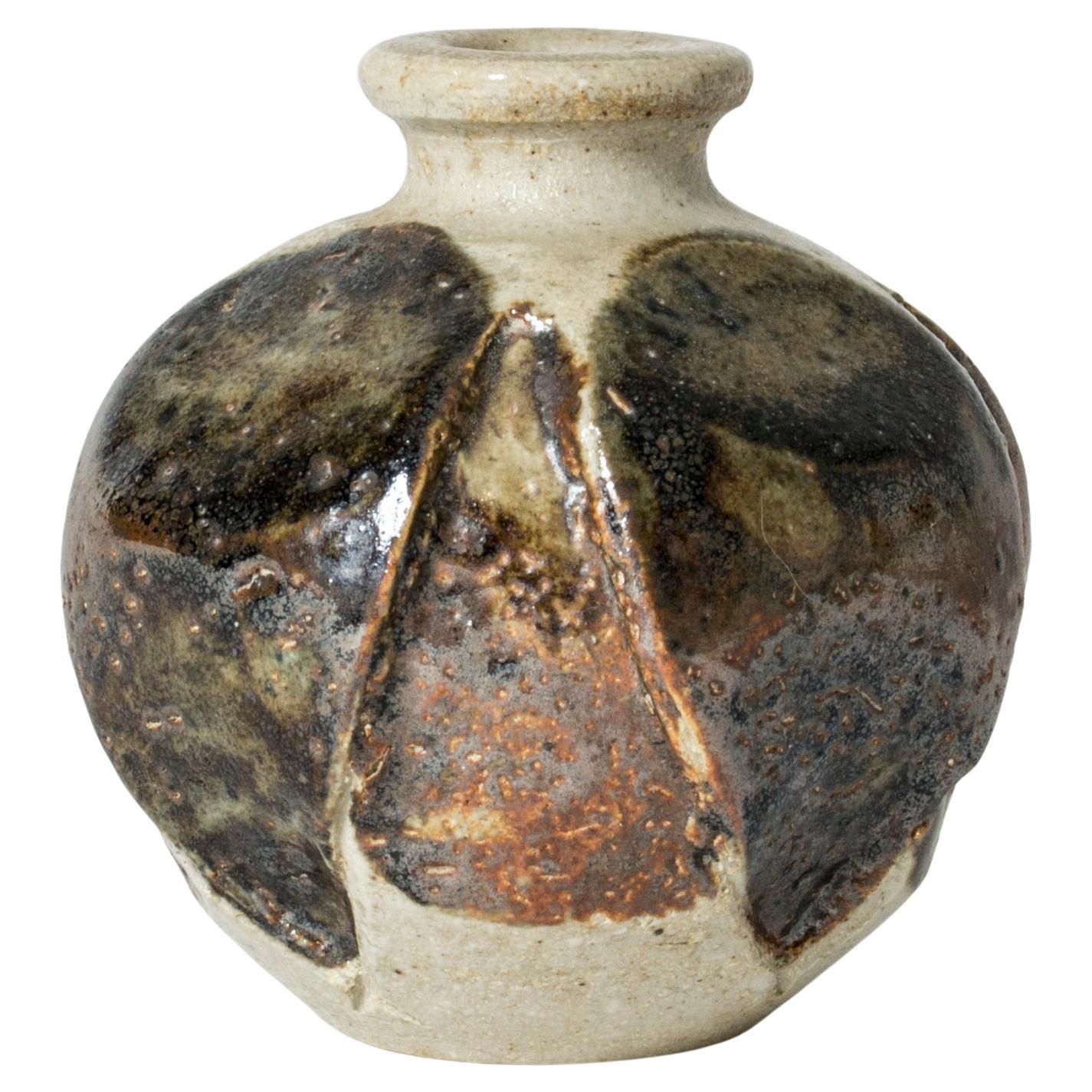 Vase miniature en grès d'Anders B. Liljefors, Gustavsberg, Suède, années 1950