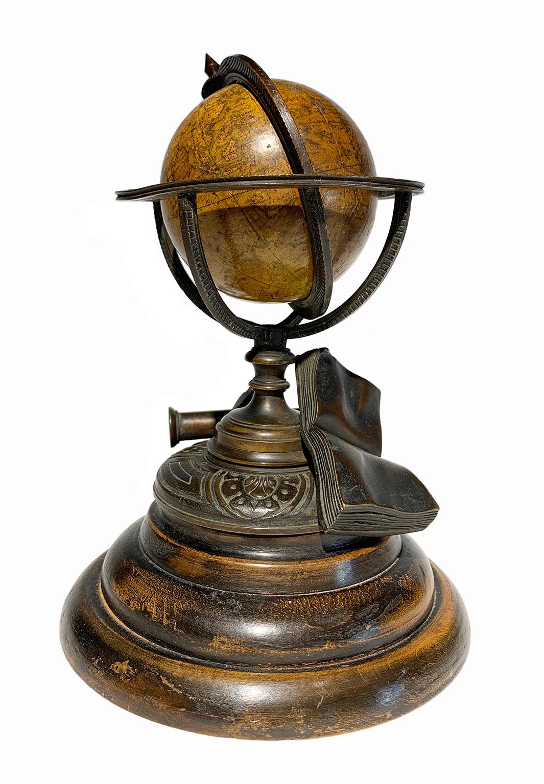Bronze Globe terrestre miniature Newton & Son Londres, Post 1833, Ante 1858 en vente