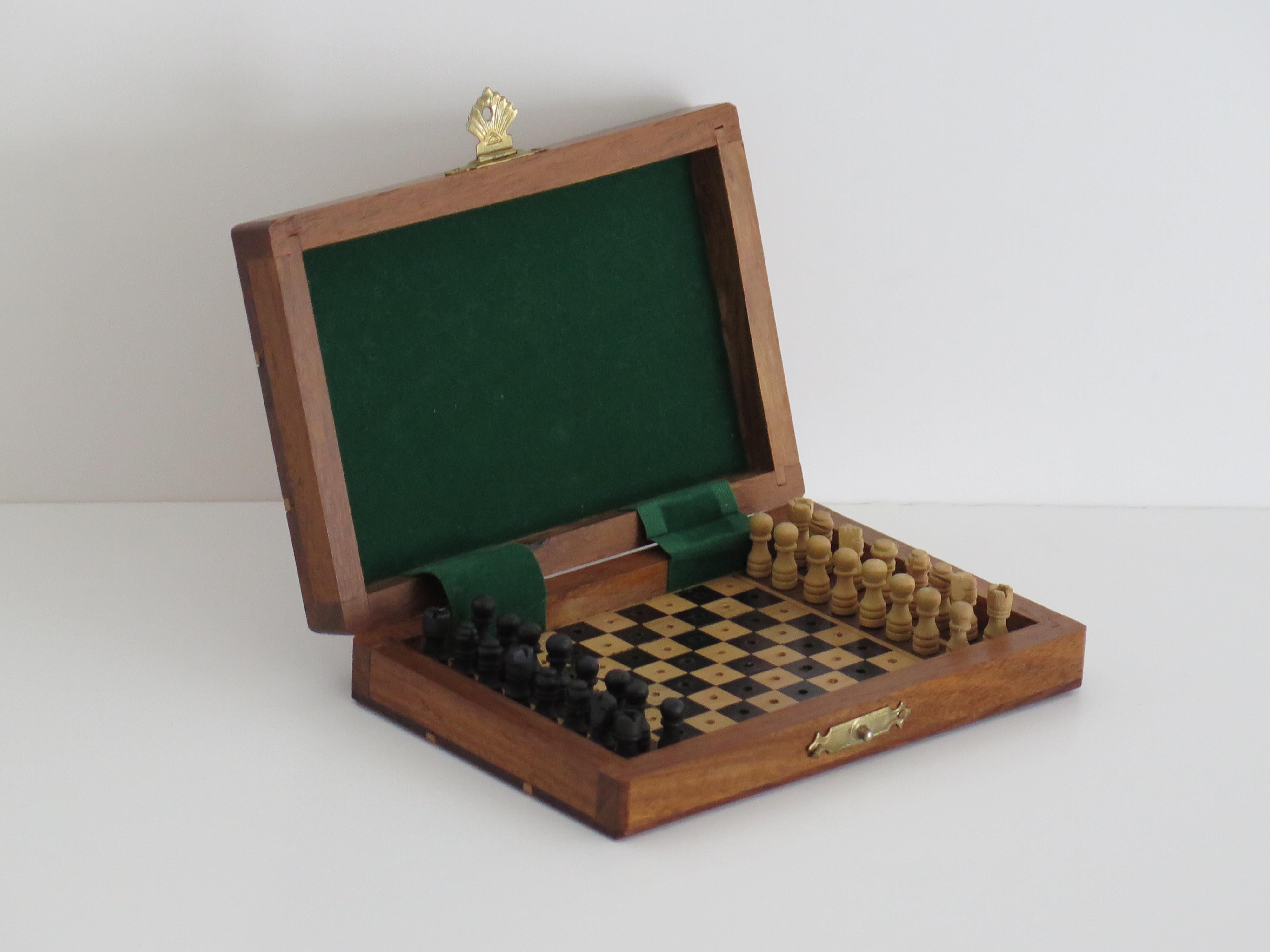 Hand-Crafted Miniature Travelling Chess Set Game handmade in walnut Inlaid box, circa 1940s For Sale