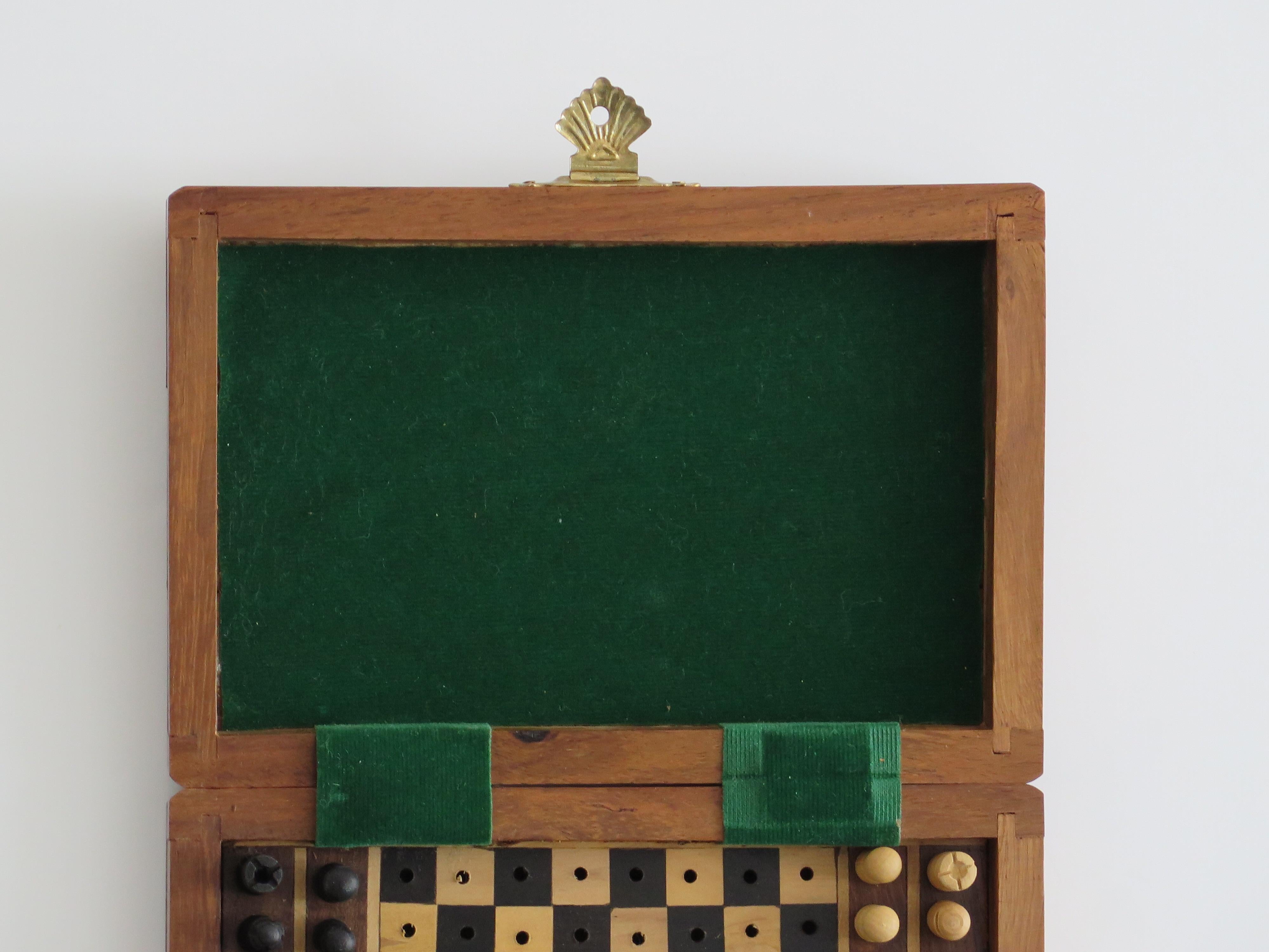 20th Century Miniature Travelling Chess Set Game handmade in walnut Inlaid box, circa 1940s For Sale