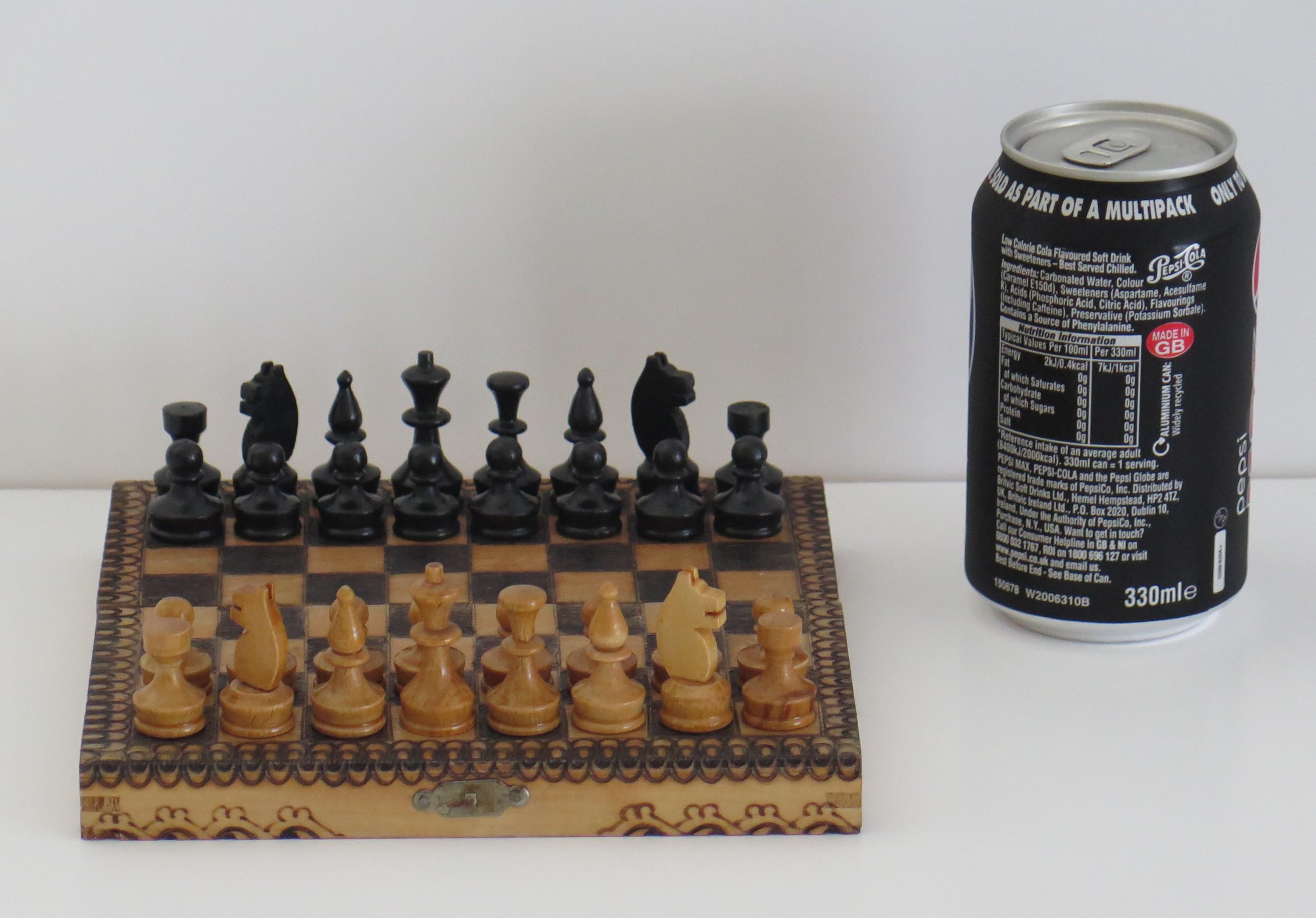 Miniature Travelling Chess Set Game handmade & Pokerwork Board / Box, Circa 1900 For Sale 2