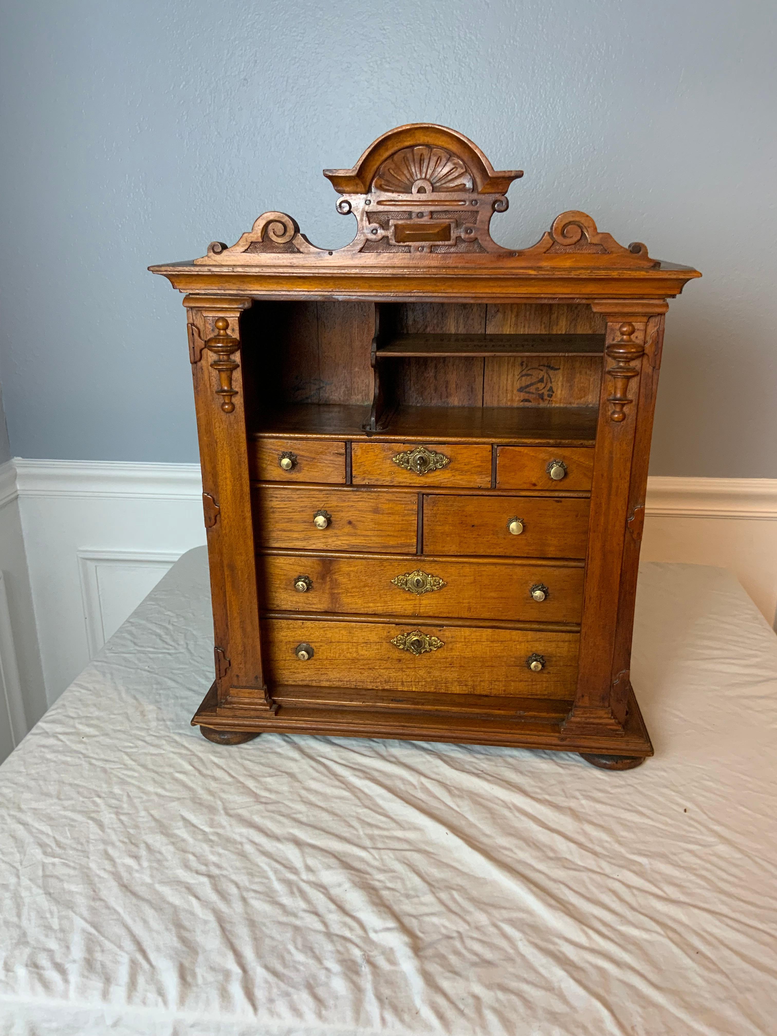 Miniature Victorian Chest  For Sale 7