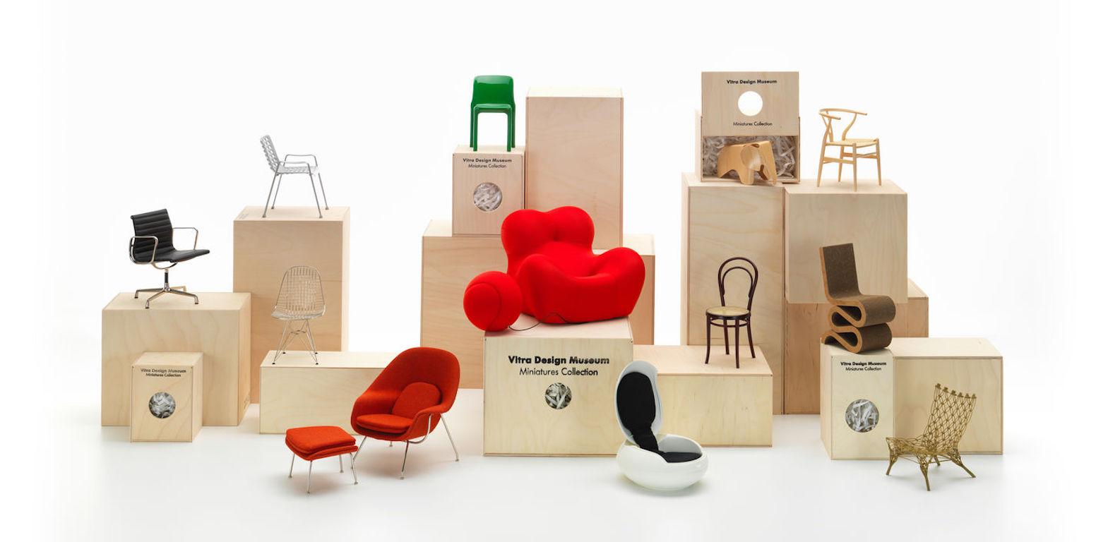 Swiss Vitra Miniature Vegetal Chairs in Brick by Ronan & Erwan Bouroullec 'Set of 3' For Sale