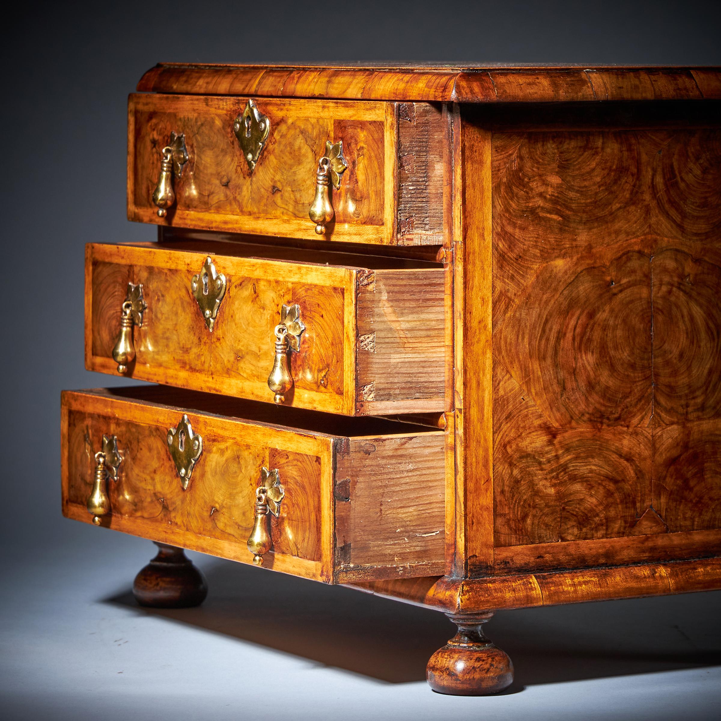 18th Century and Earlier Miniature William and Mary 17th Century Diminutive Olive Oyster Chest, C.1690 For Sale