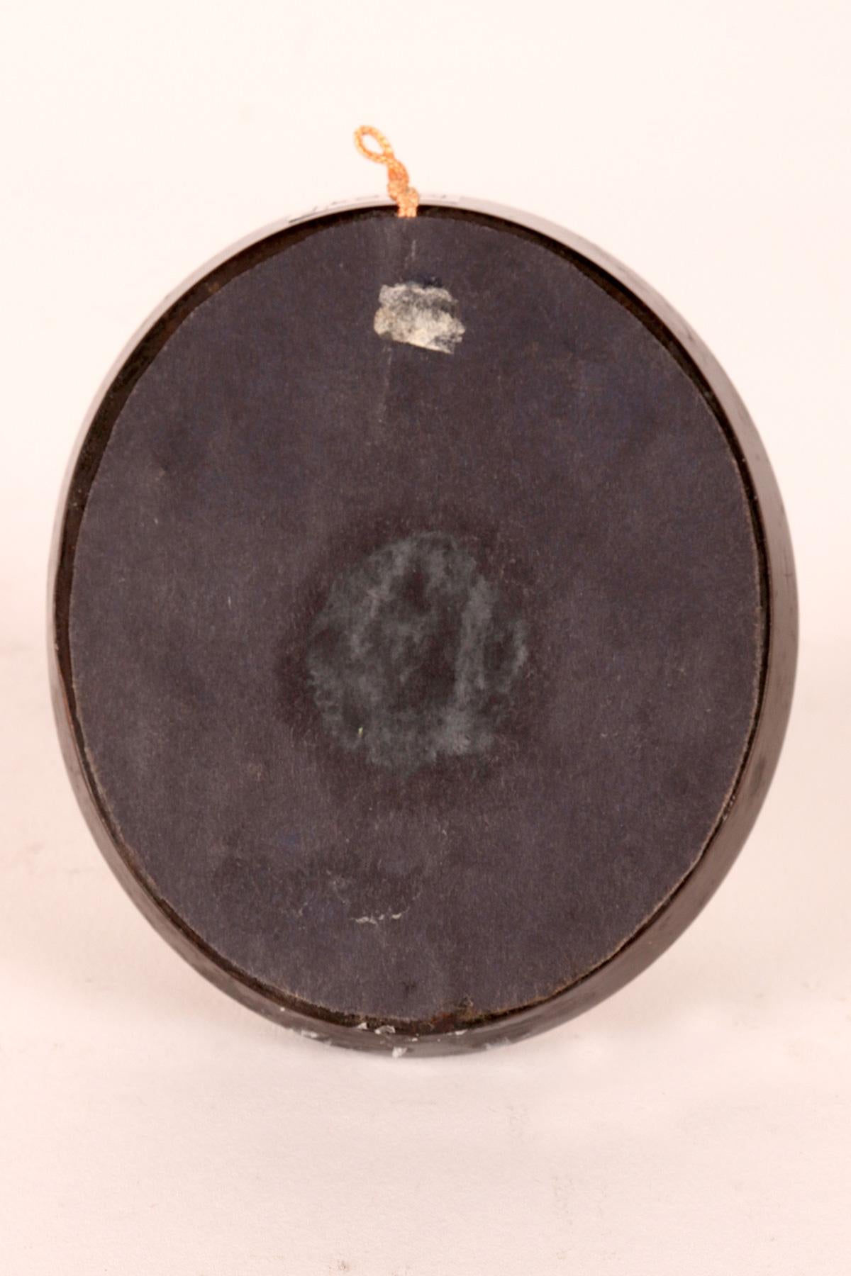 Miniature avec sujet féminin, aquarelle sur ivoire, France 1800. en vente 2
