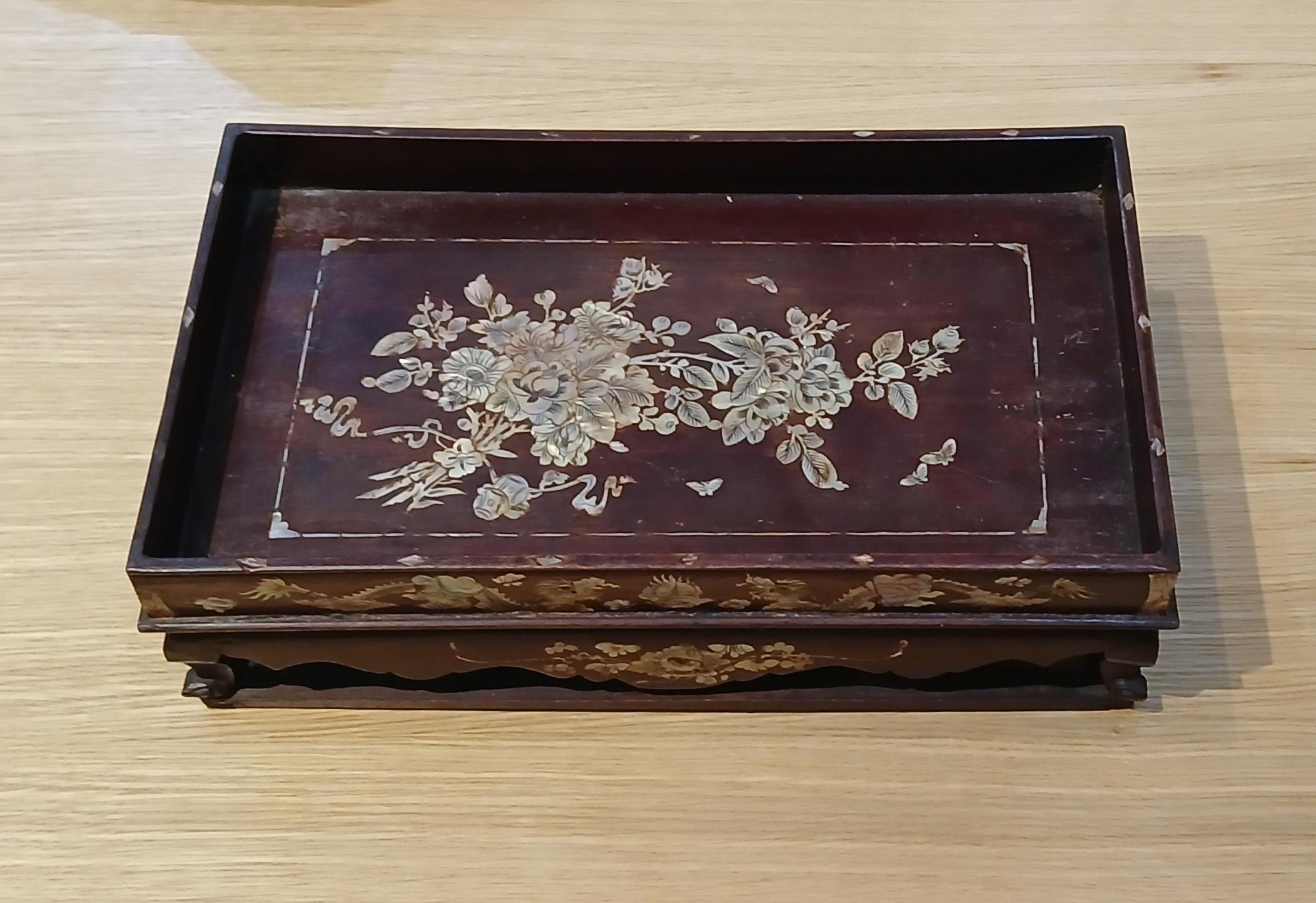 Wood Altar Tray with Mother-of- Pearl Inlays, Late 19th Century For Sale 12