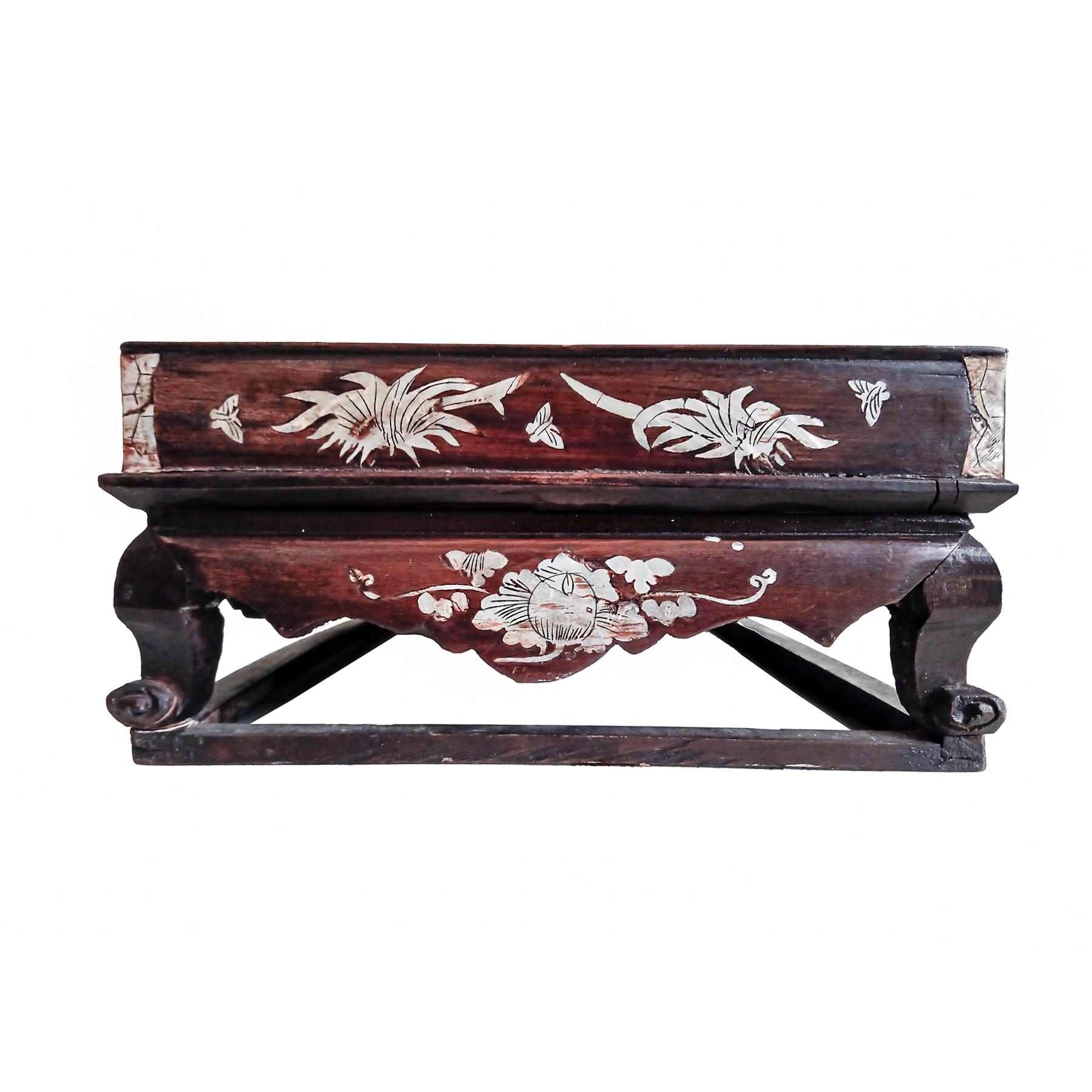 Wood Altar Tray with Mother-of- Pearl Inlays, Late 19th Century In Good Condition For Sale In New York, NY