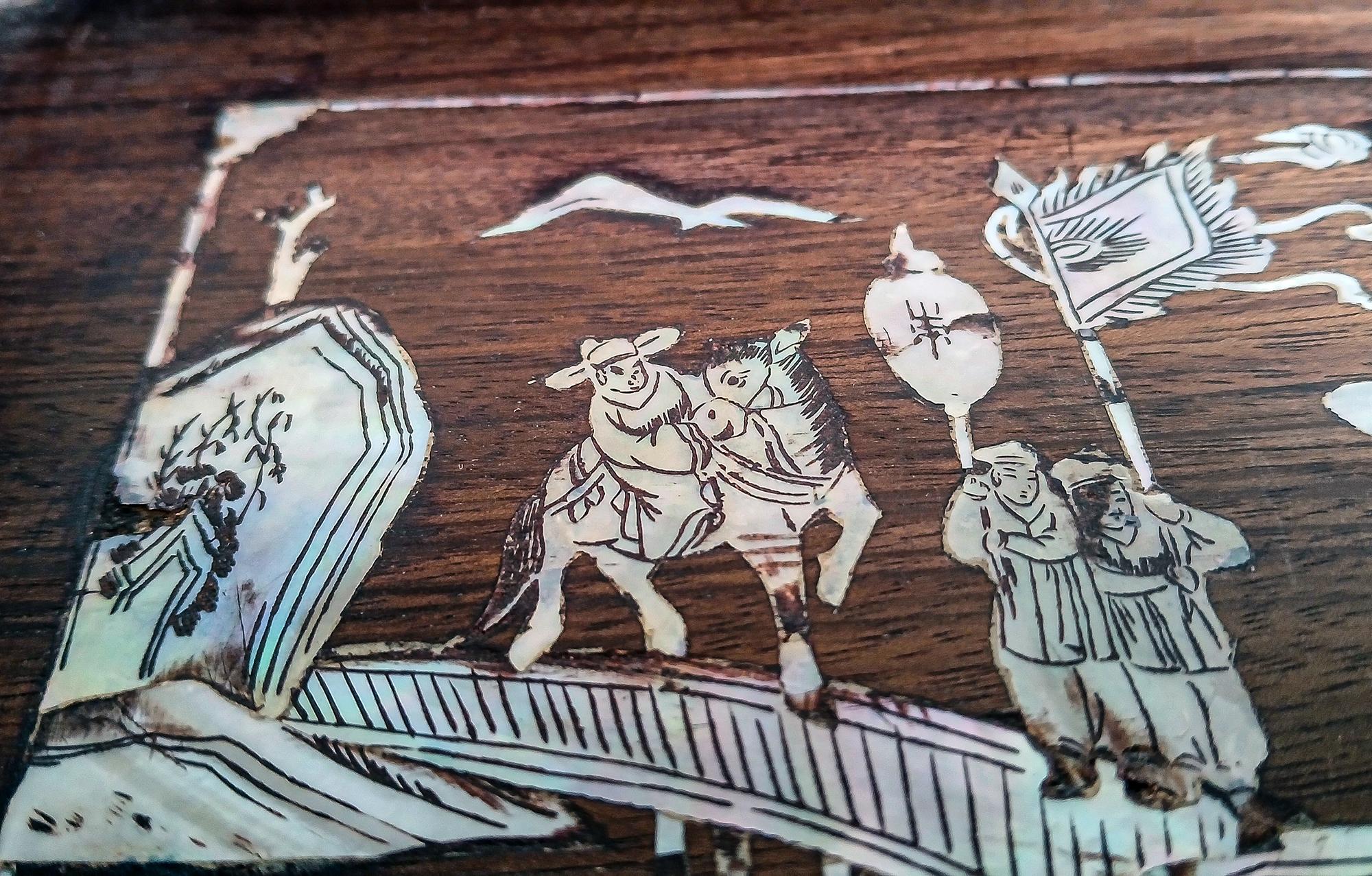 Miniature Wood Altar Tray with Mother-of- Pearl Inlays, China, Early 20th C. For Sale 1