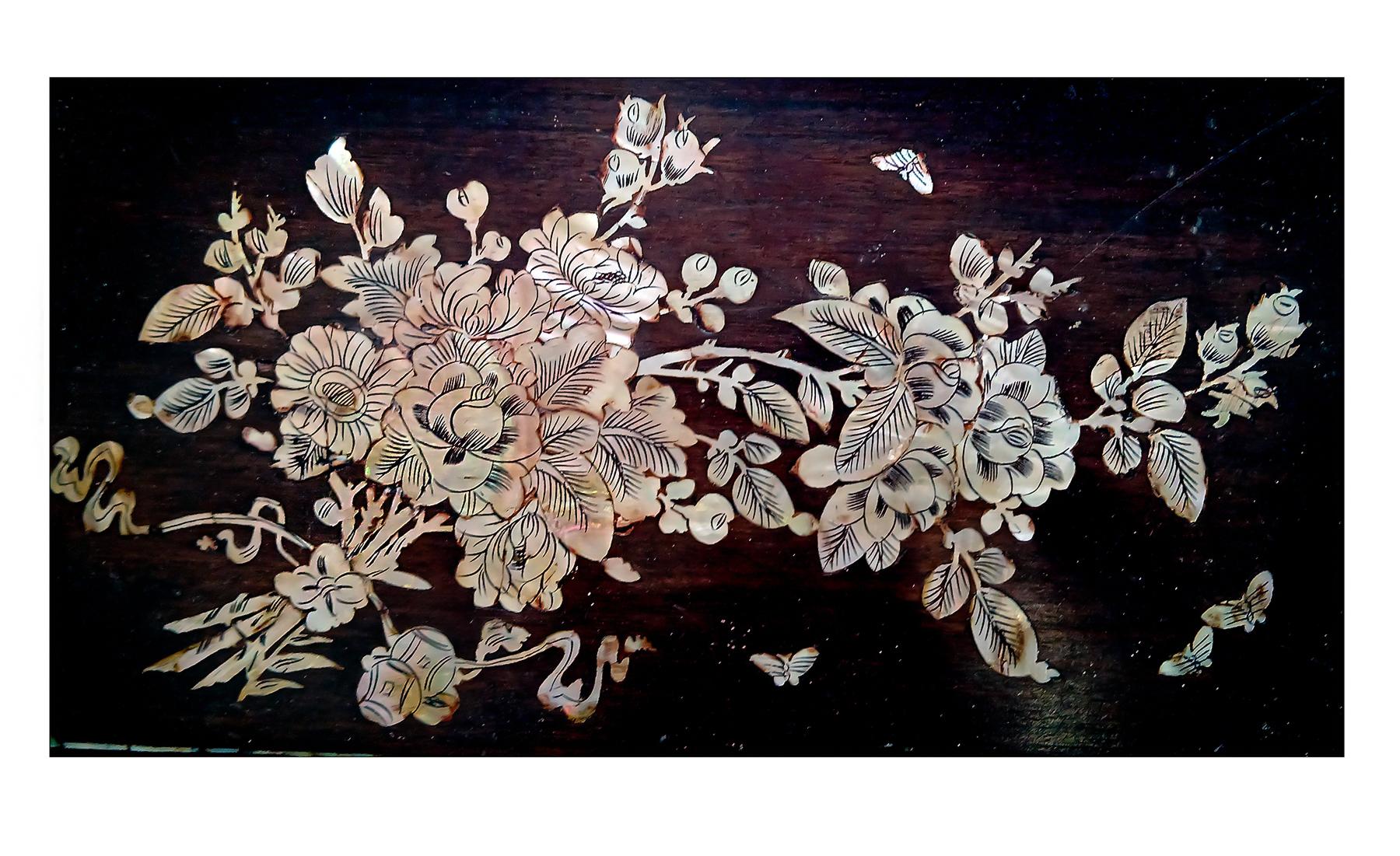 Wood Altar Tray with Mother-of- Pearl Inlays, Late 19th Century For Sale 2