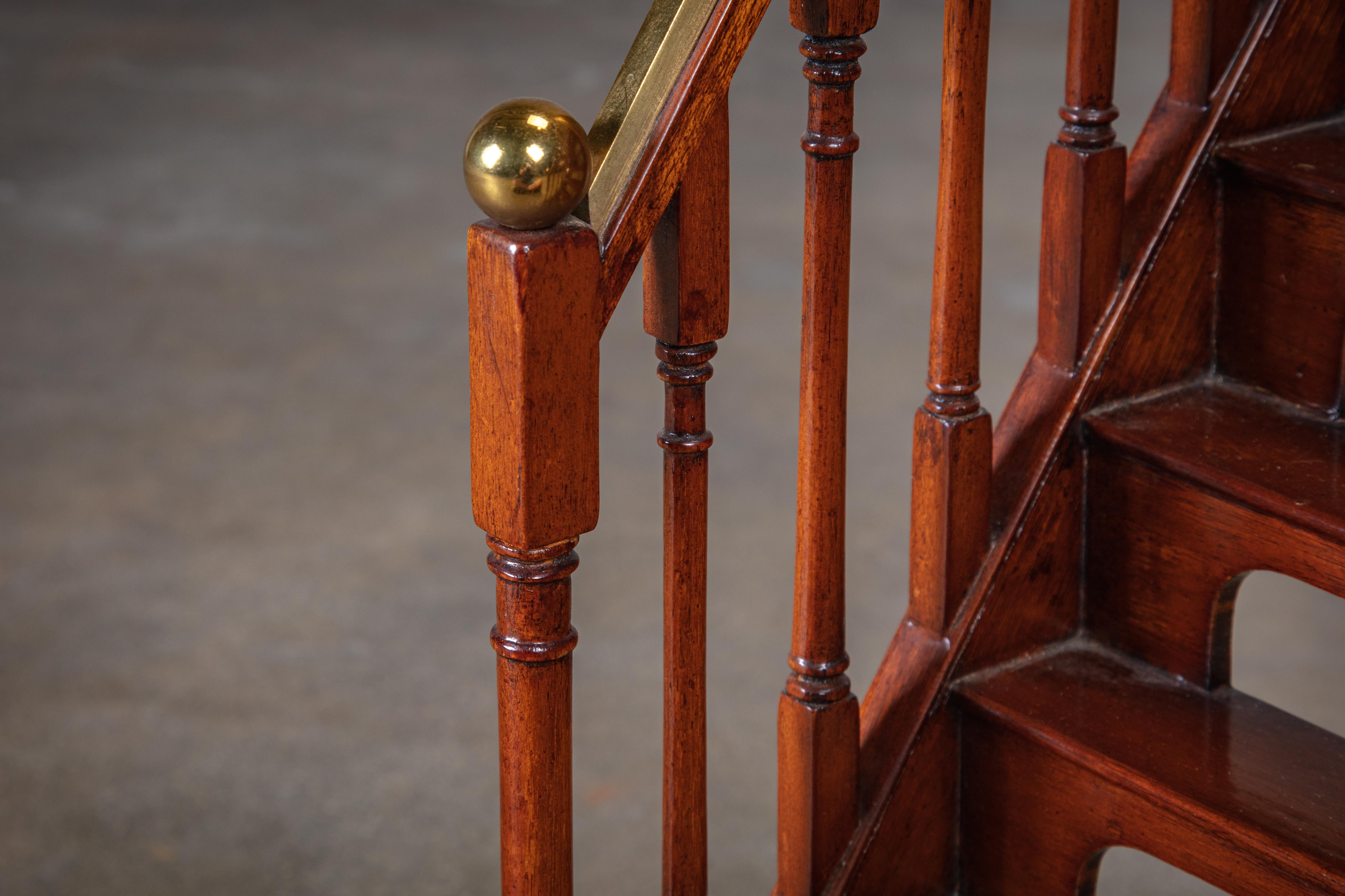 Miniature Wood Staircase In Good Condition In Los Angeles, CA