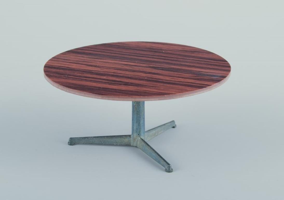 Scandinavo moderno Miniature della sedia 