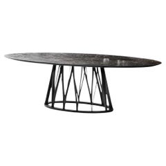 Table Miniforms Acco avec plateau noir Calacatta par Florian Schmid