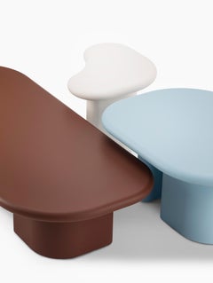 Miniforms Bonbon dreieckiger niedriger couchtisch aus lackiertem holz von Paolo Cappello
