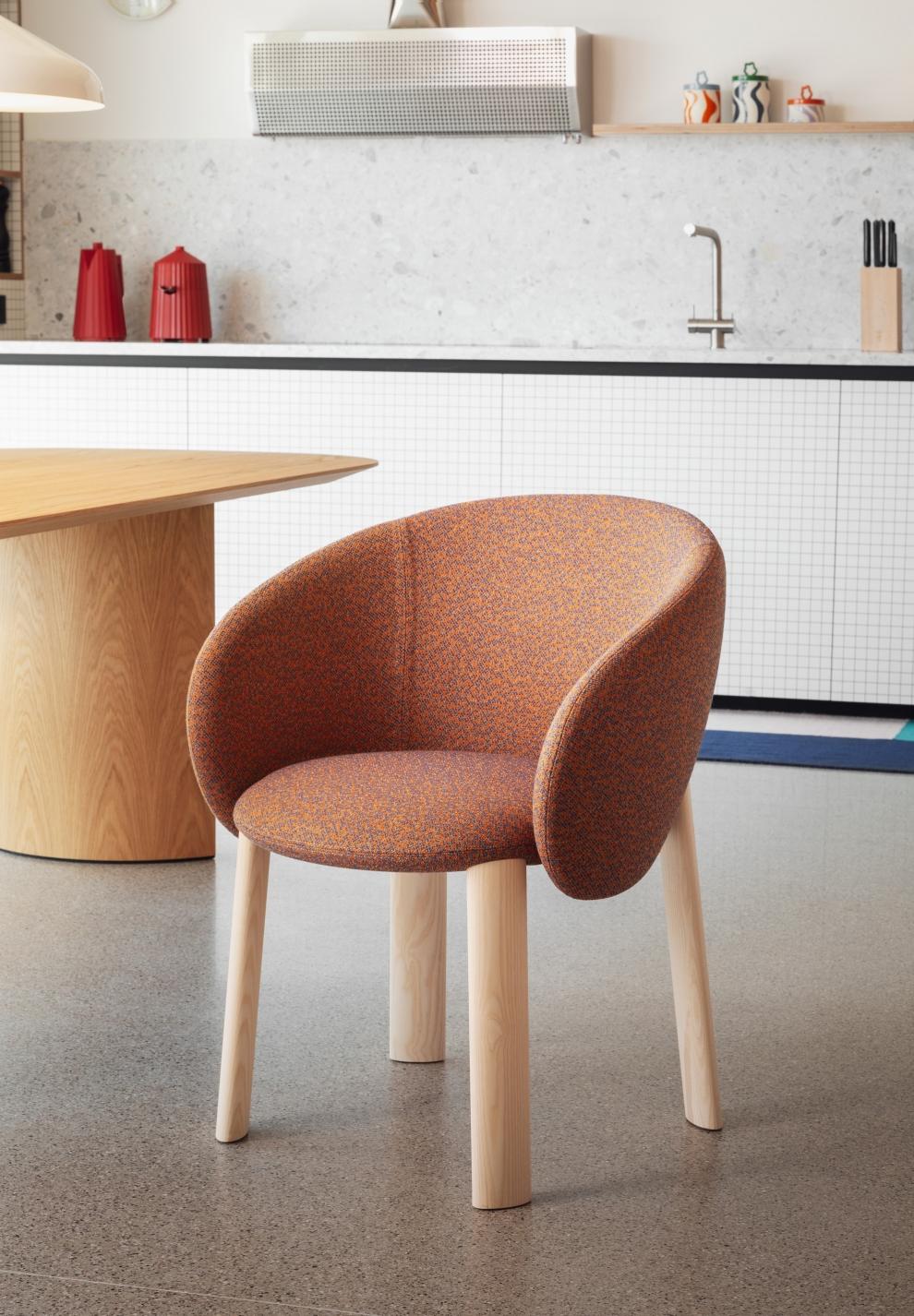 XXIe siècle et contemporain Siège en bois Nebula Miniforms de E-GGS en vente