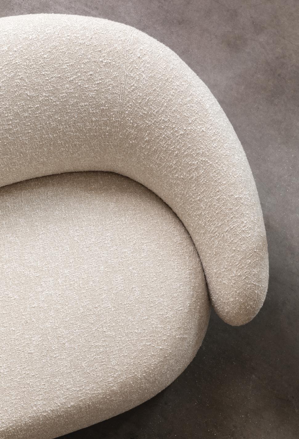 Miniforms NEBULONE Sofa by E-GGS In New Condition For Sale In Brooklyn, NY