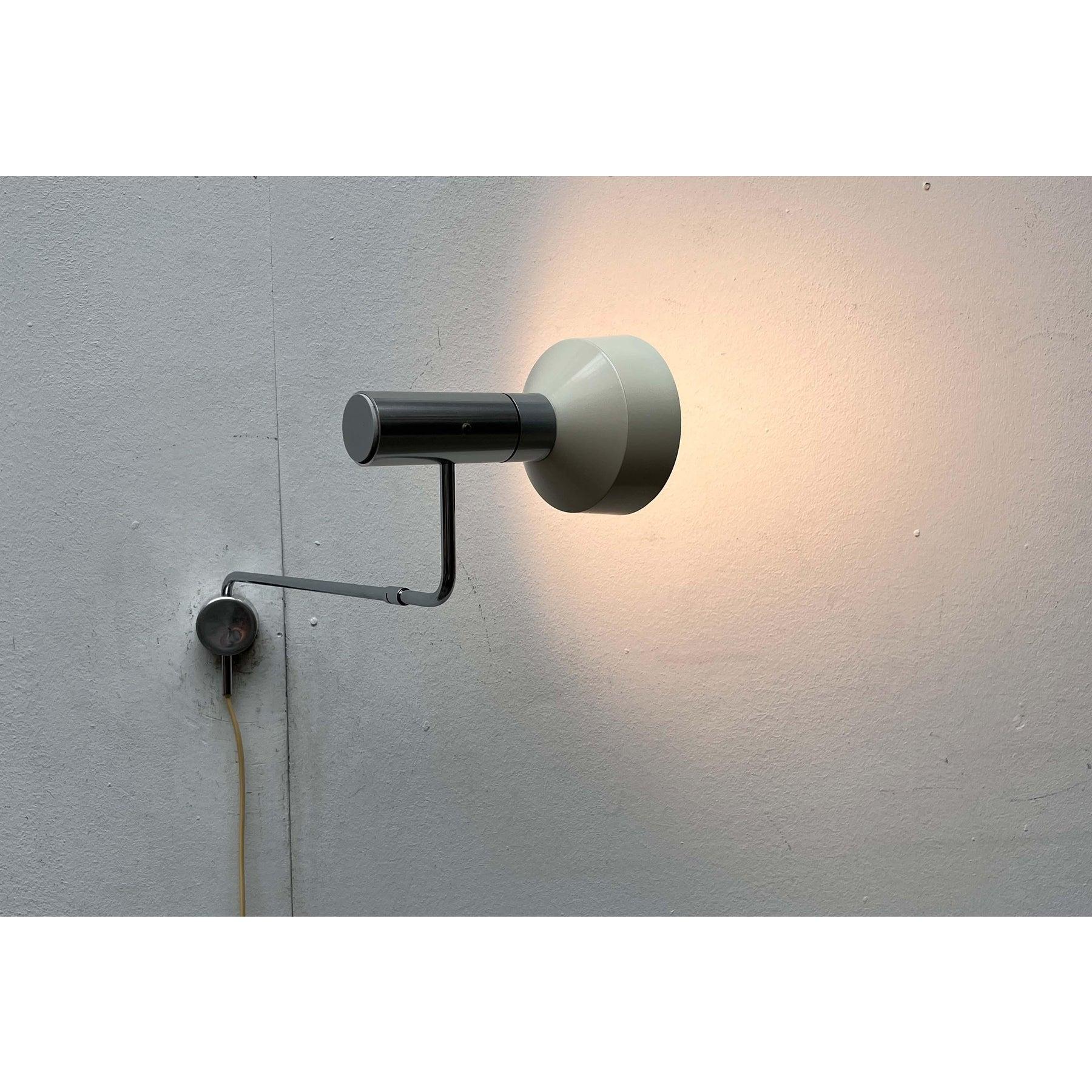 Minilux Wandleuchte von Rosemarie und Rico Baltensweiler für Baltensweiler, 1960er Jahre im Angebot 10