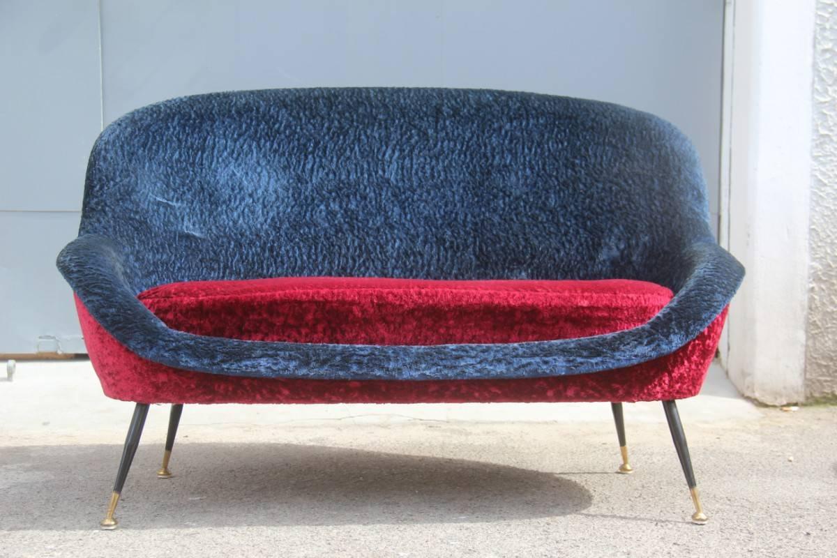 Mid-20th Century Mid-Century Modern Italian Sofa 1950s Design Minotti Gigi Radice Blu Red Color 