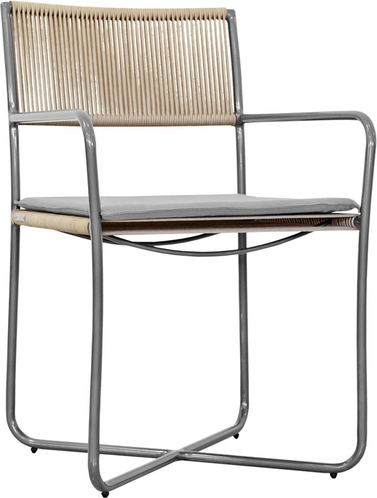 Métal Chaise de style minimaliste et moderne avec bras en métal et motif de corde nautique en vente