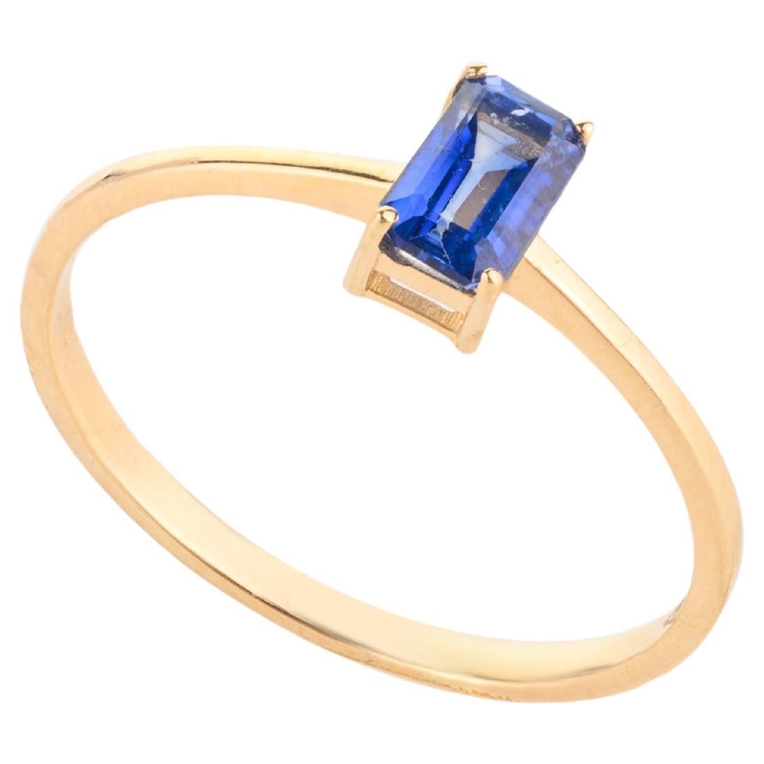 For Sale:  Minimal Baguette Cut Blue Sapphire Ring in 18k Solid Yellow Gold