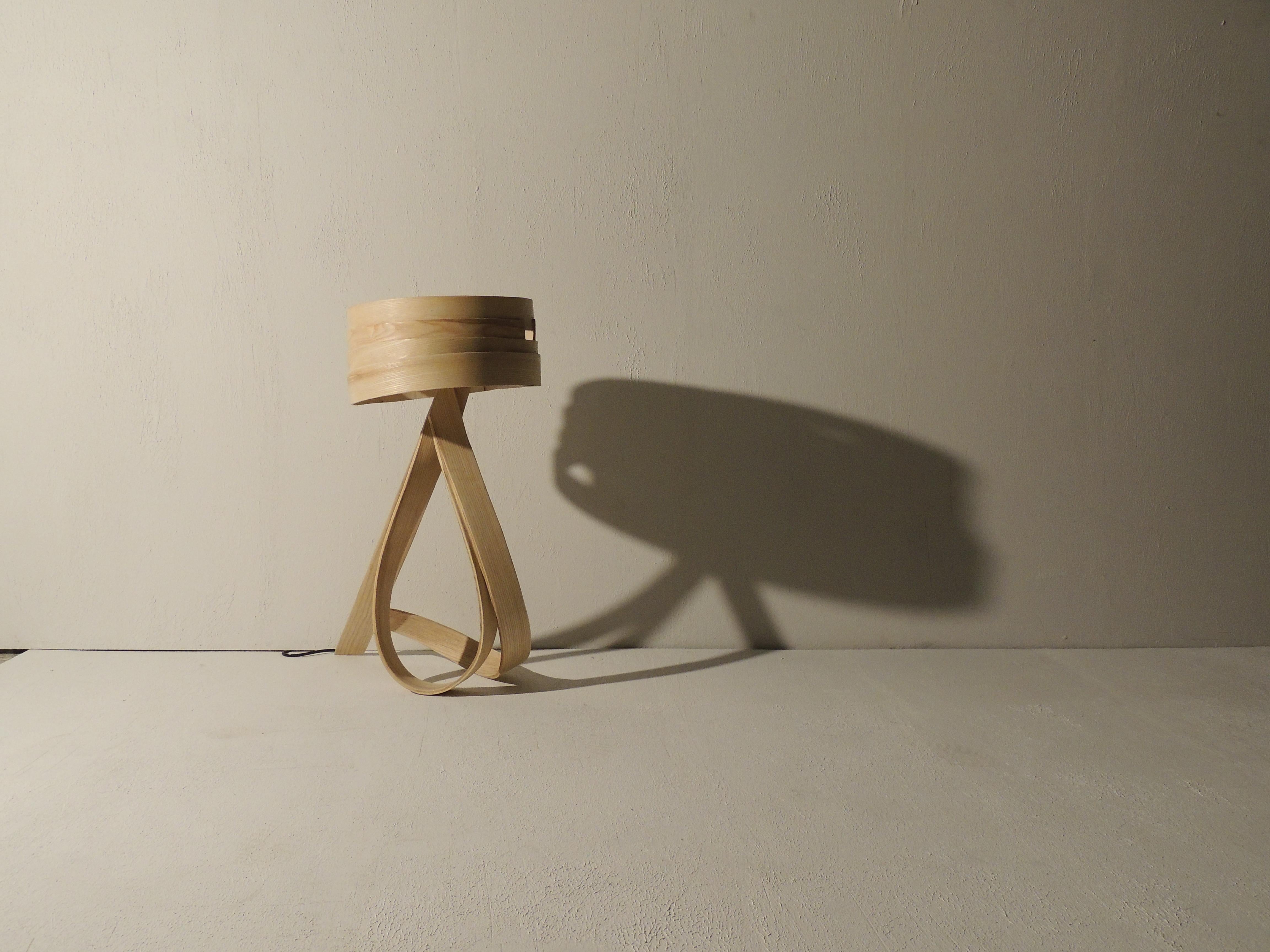 Modern Minimal Bentwood Small Table Lamp in a Lacquered Finish by Raka Studio For Sale