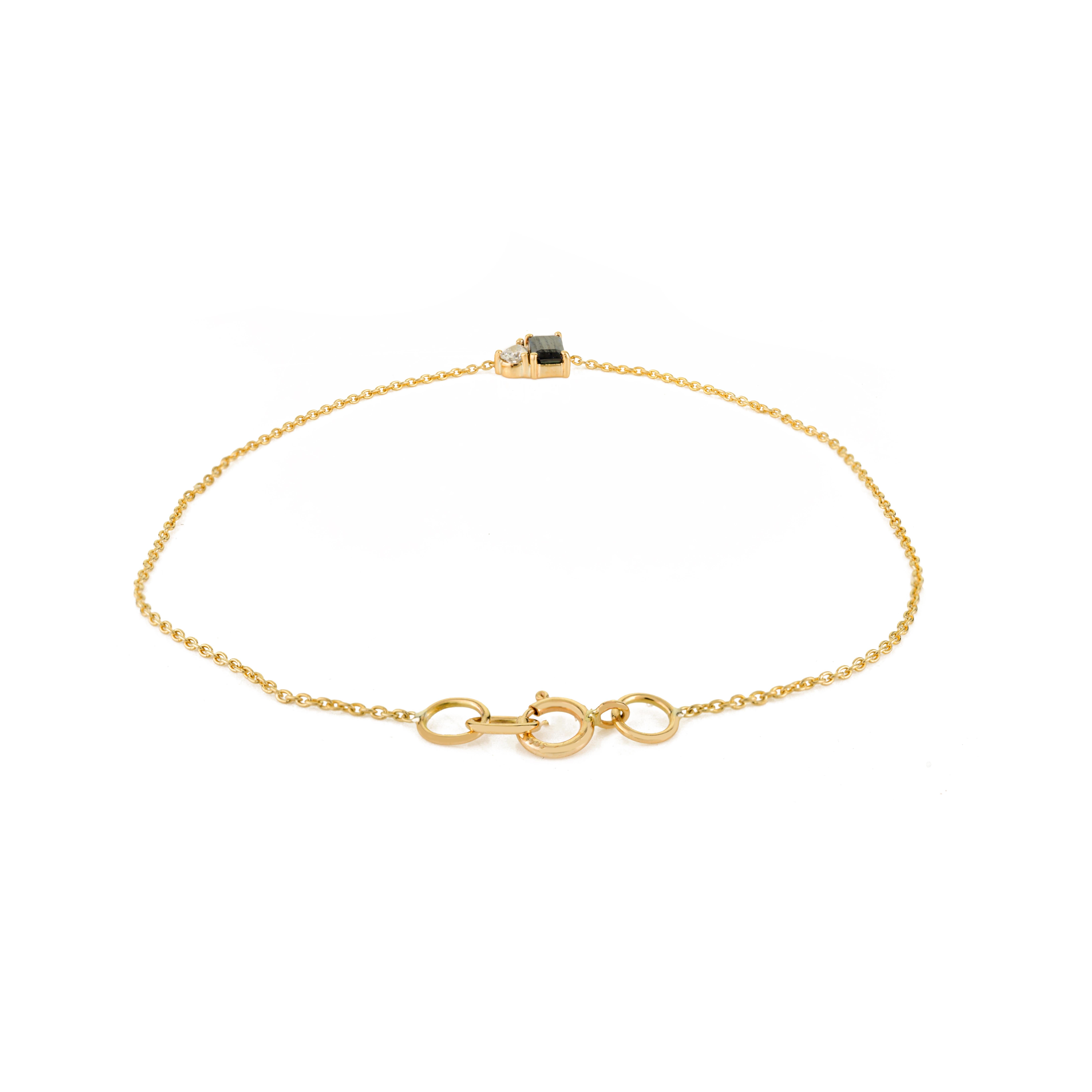 Modern Minimal Blue Sapphire with Diamond Chain Bracelet in 14k Yellow Gold for Her For Sale