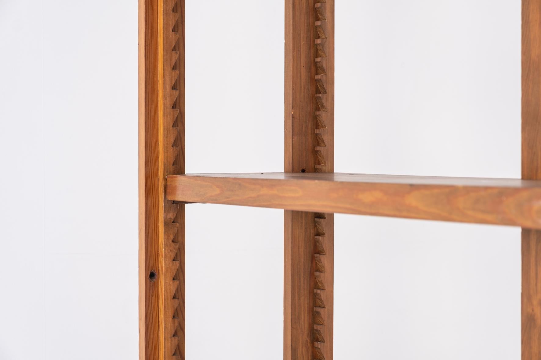 Minimal bookcase in solid elm in the manner of Pierre Chapo, France 1960s 1