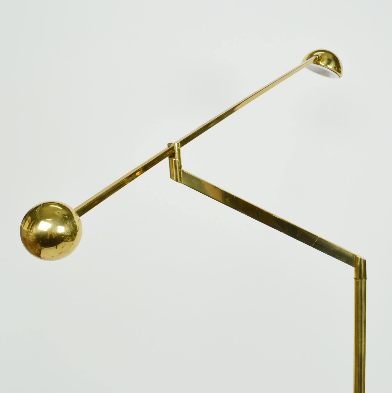 Late 20th Century Minimal Brass Counter Balance 1970sFloor Lamp For Sale